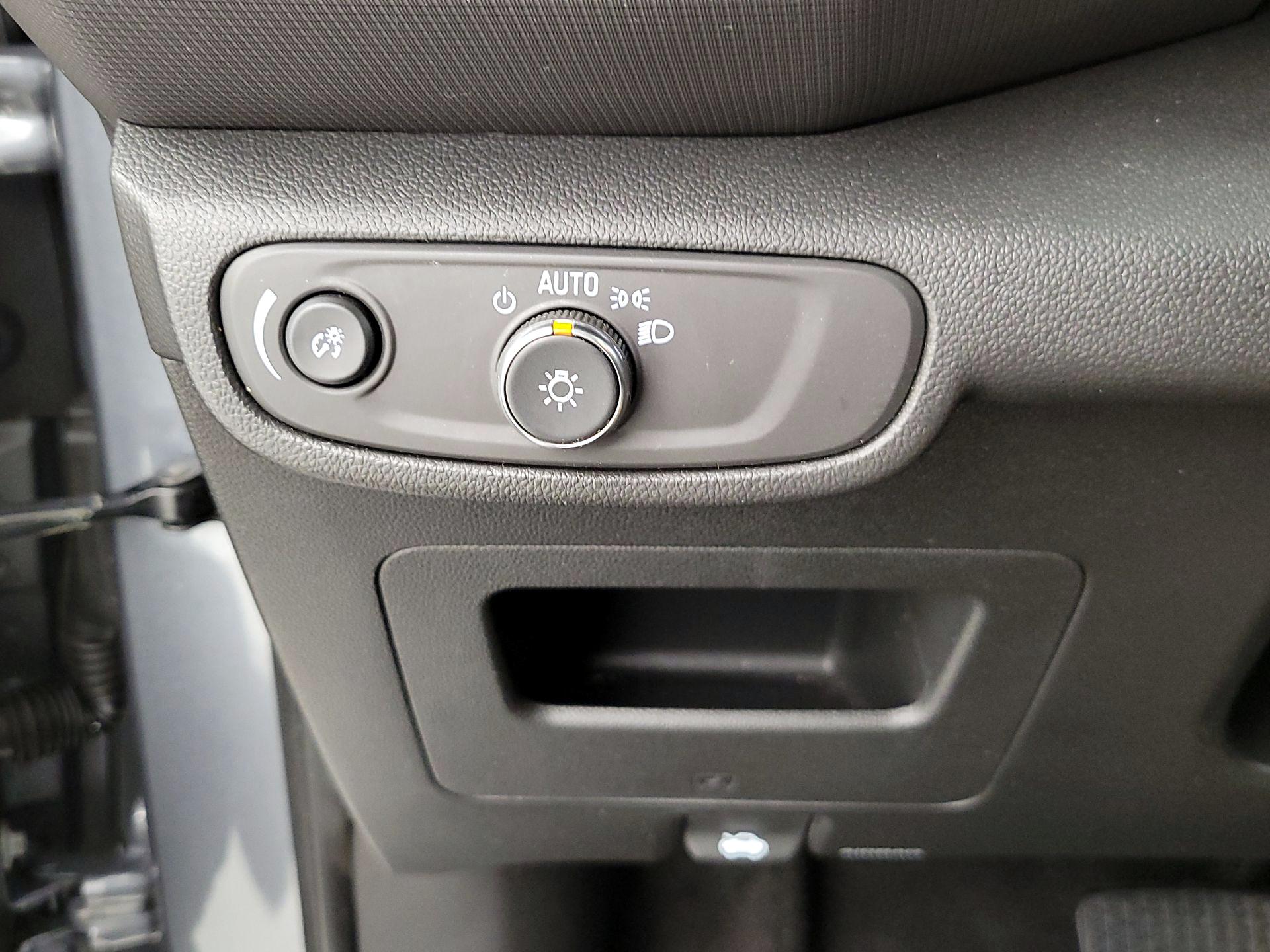 Thumbnail: 2021 Chevrolet TrailBlazer - 13