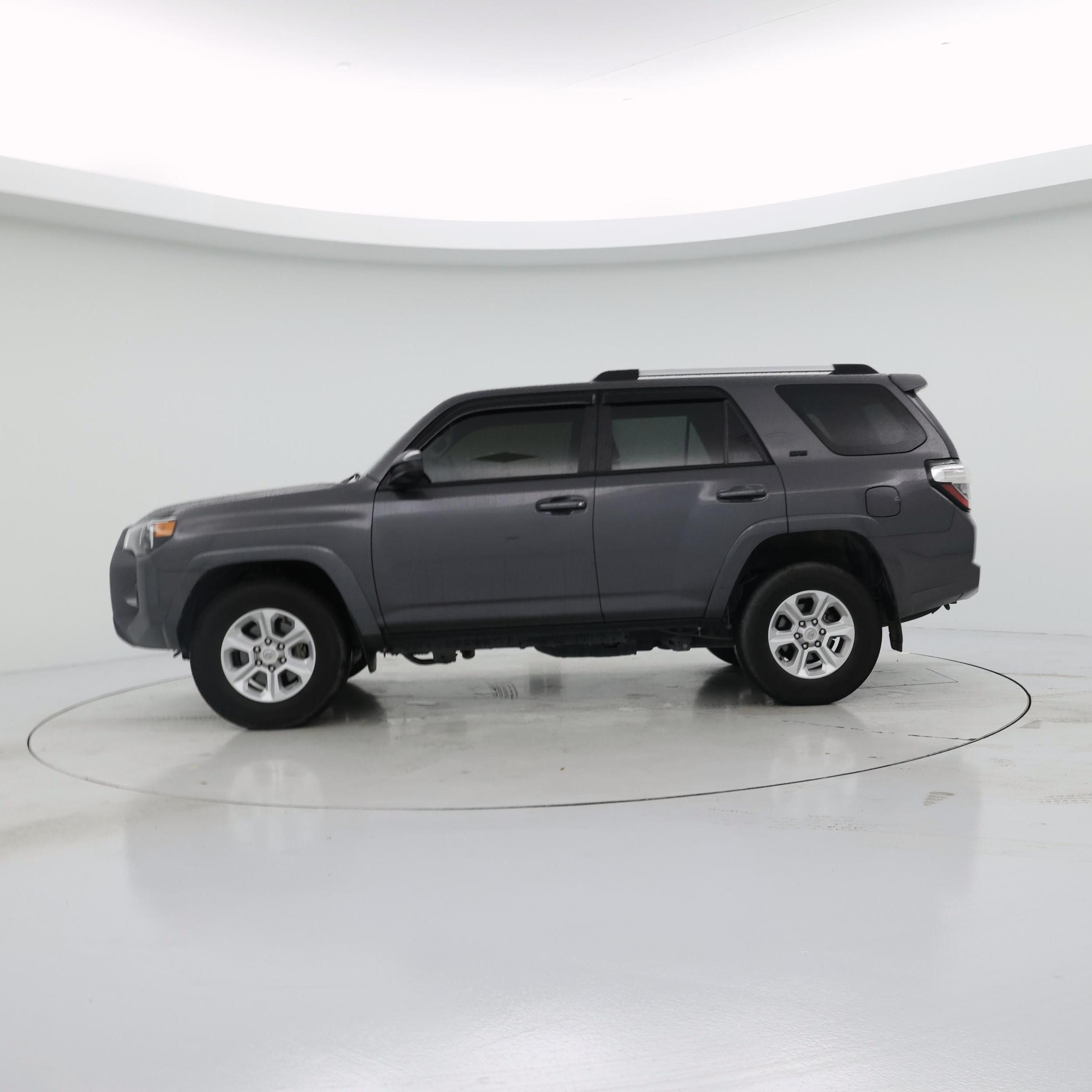 Thumbnail: 2023 Toyota 4Runner - 3