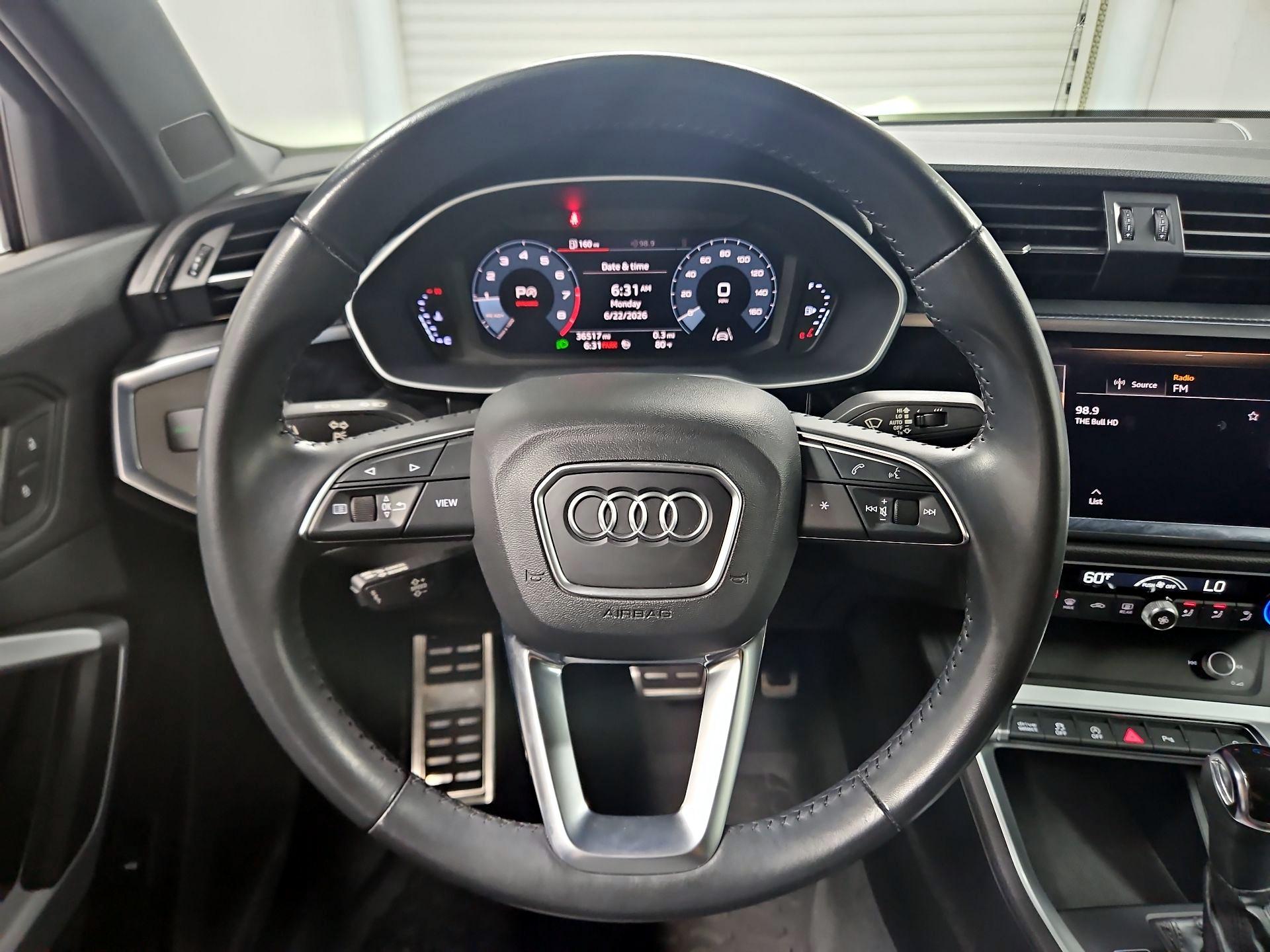 Thumbnail: 2020 Audi Q3 - 10
