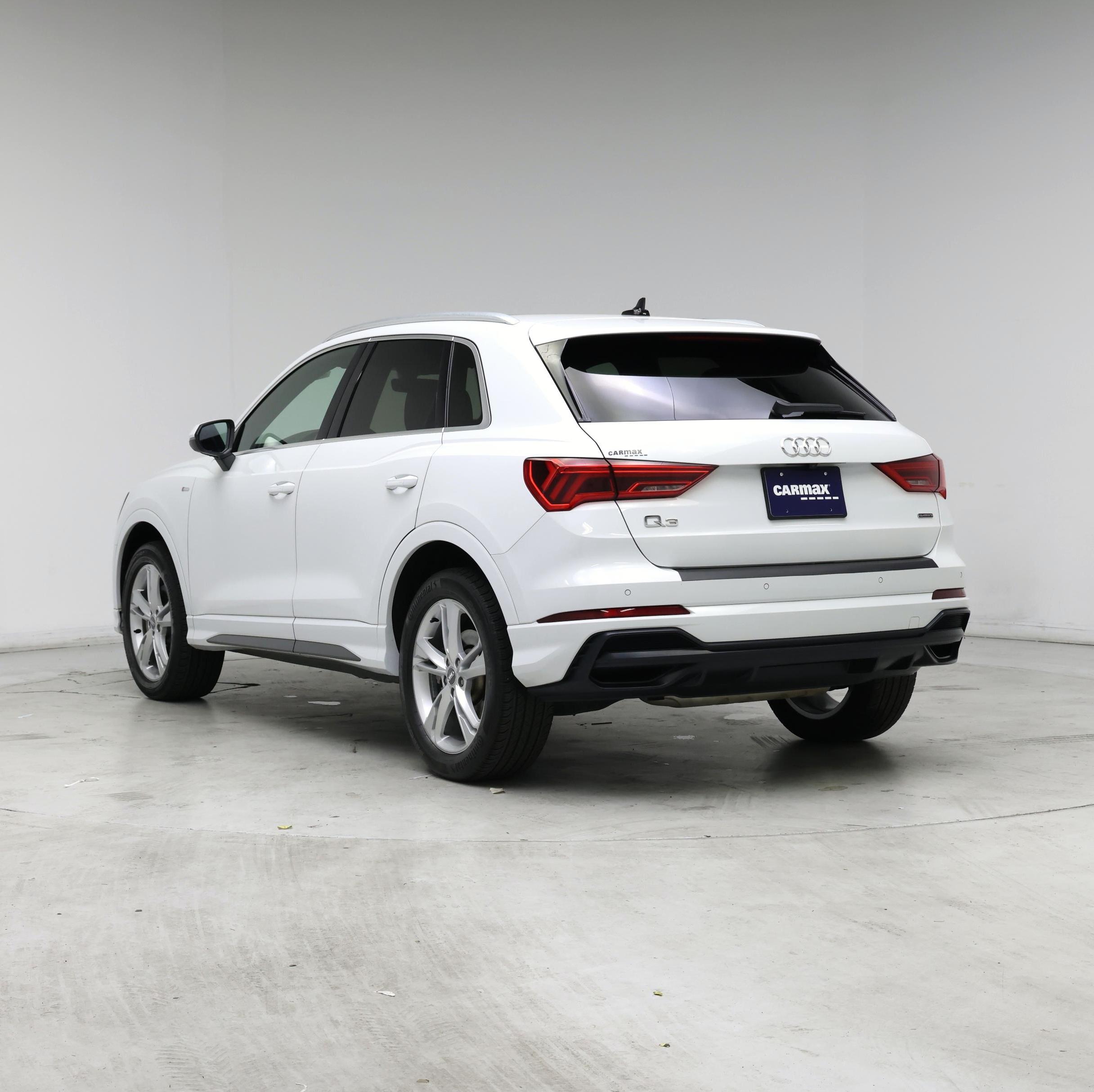 Thumbnail: 2020 Audi Q3 - 2