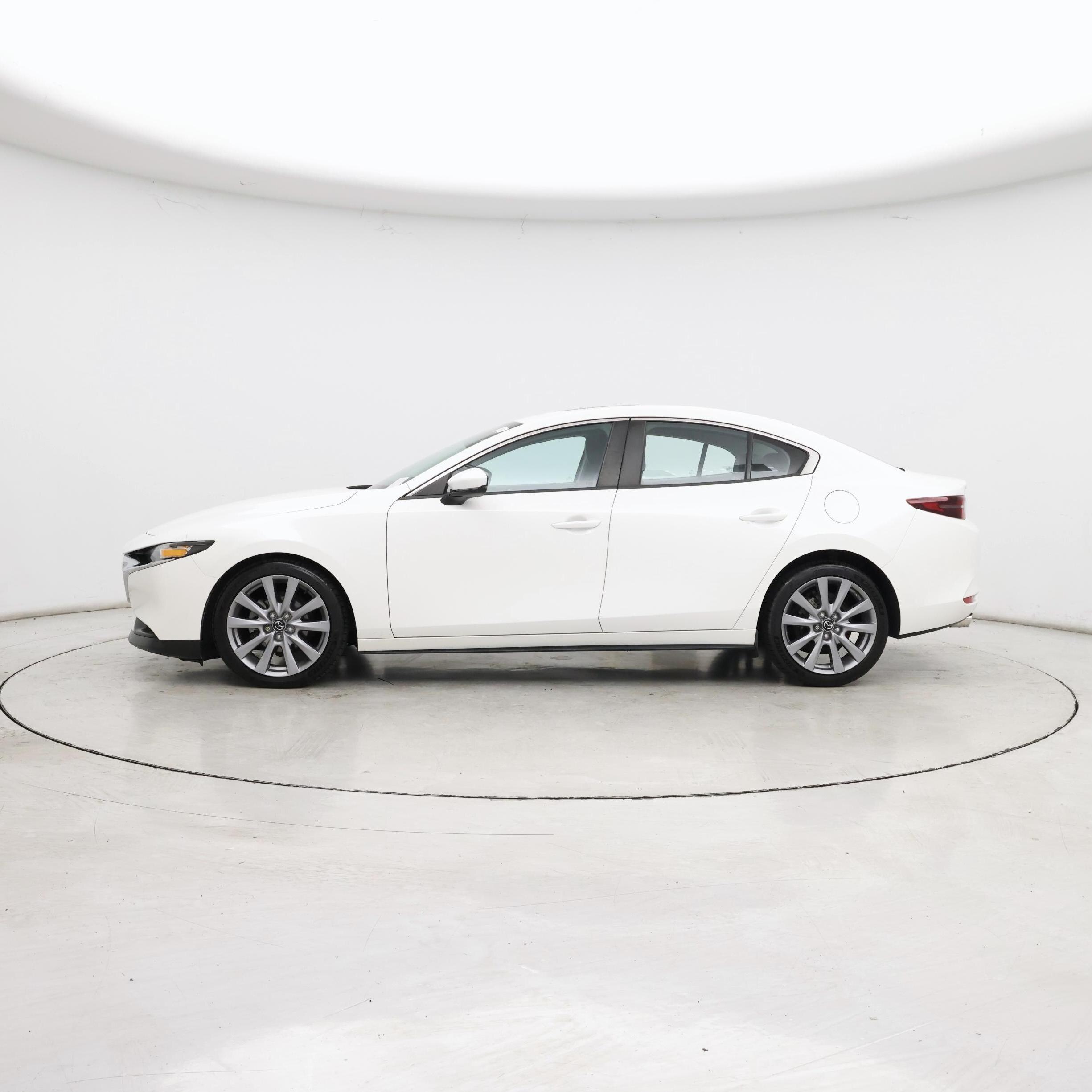 Thumbnail: 2021 Mazda Mazda3 - 3