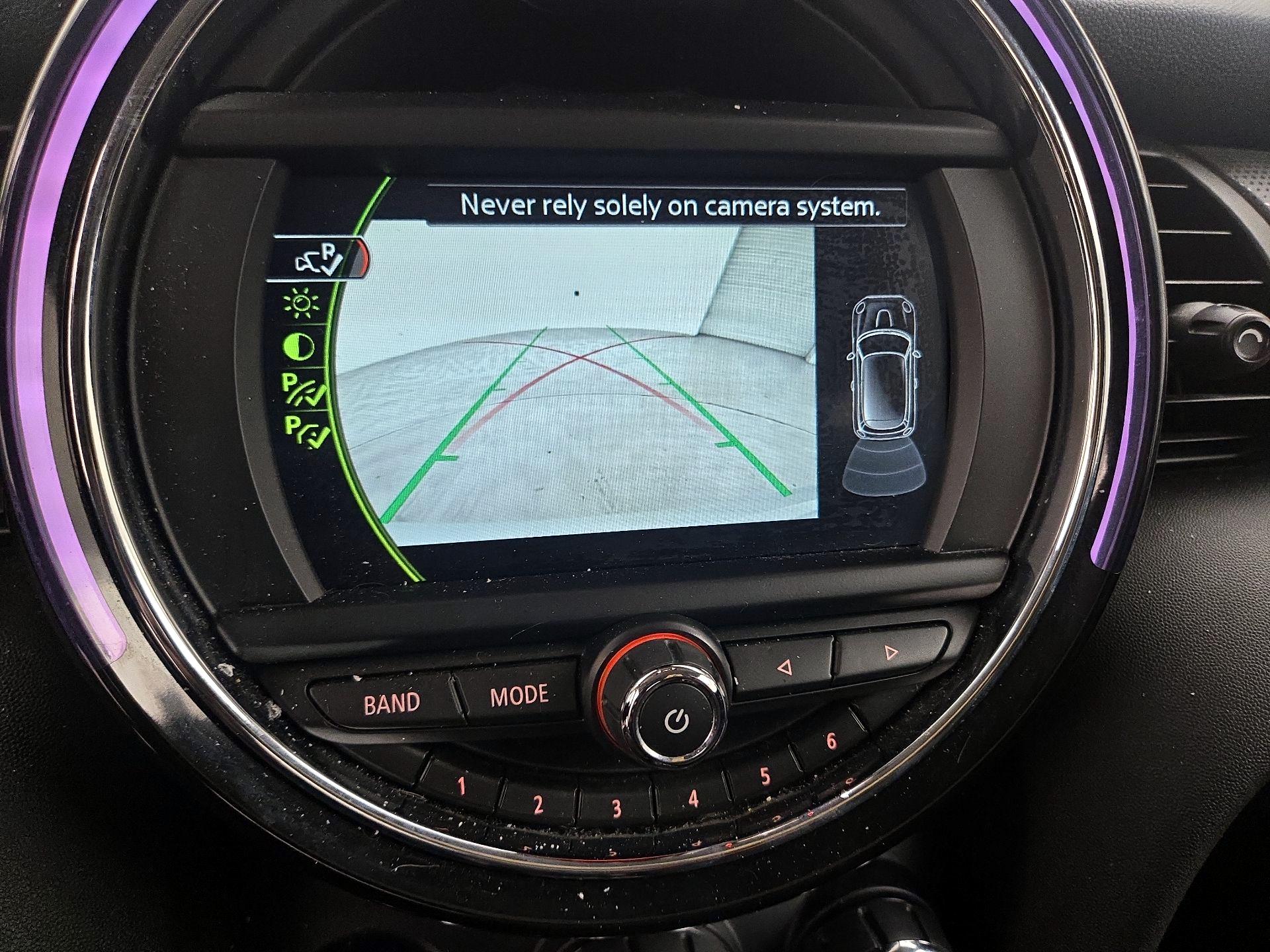 Thumbnail: 2018 MINI Cooper Hardtop - 14