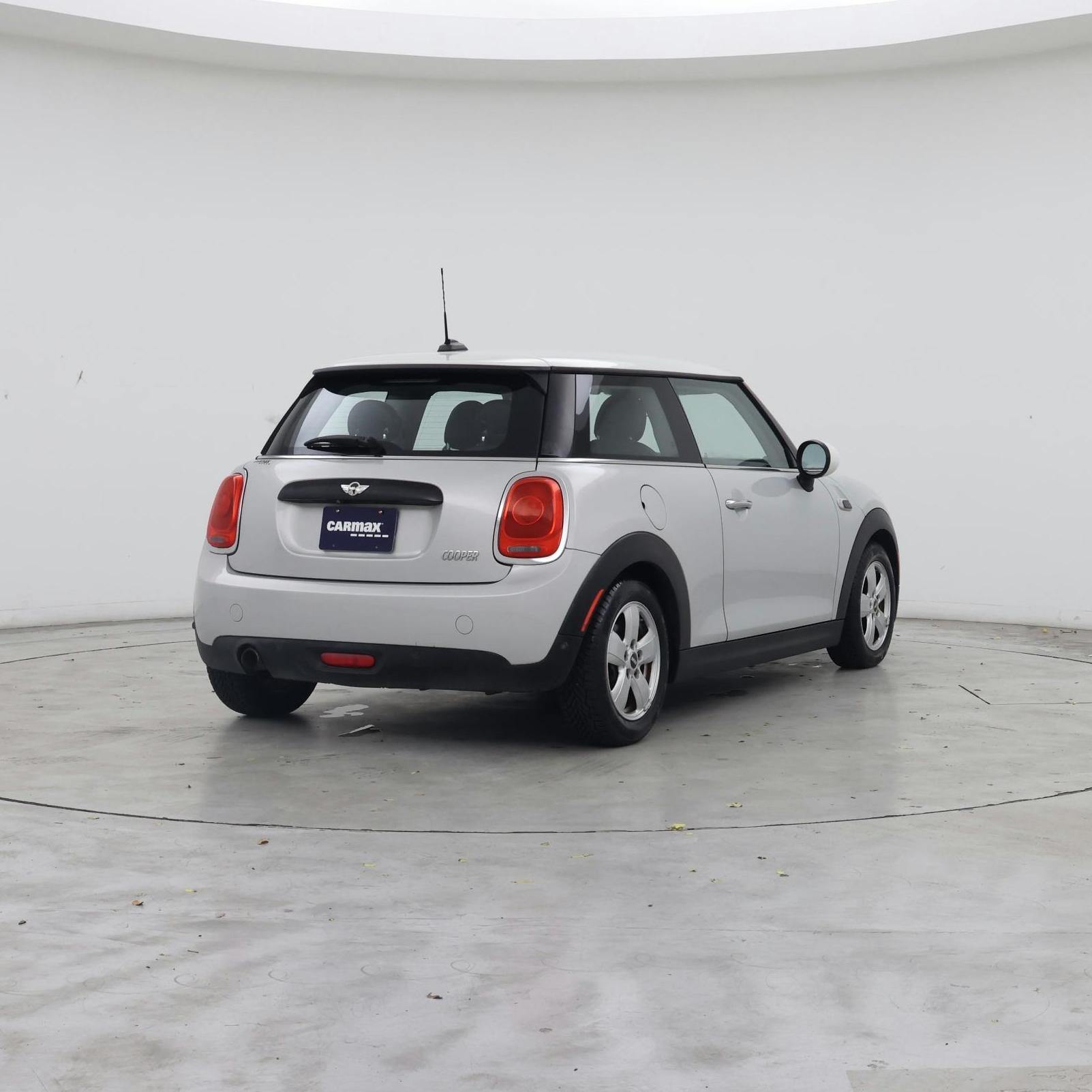 Thumbnail: 2018 MINI Cooper Hardtop - 8