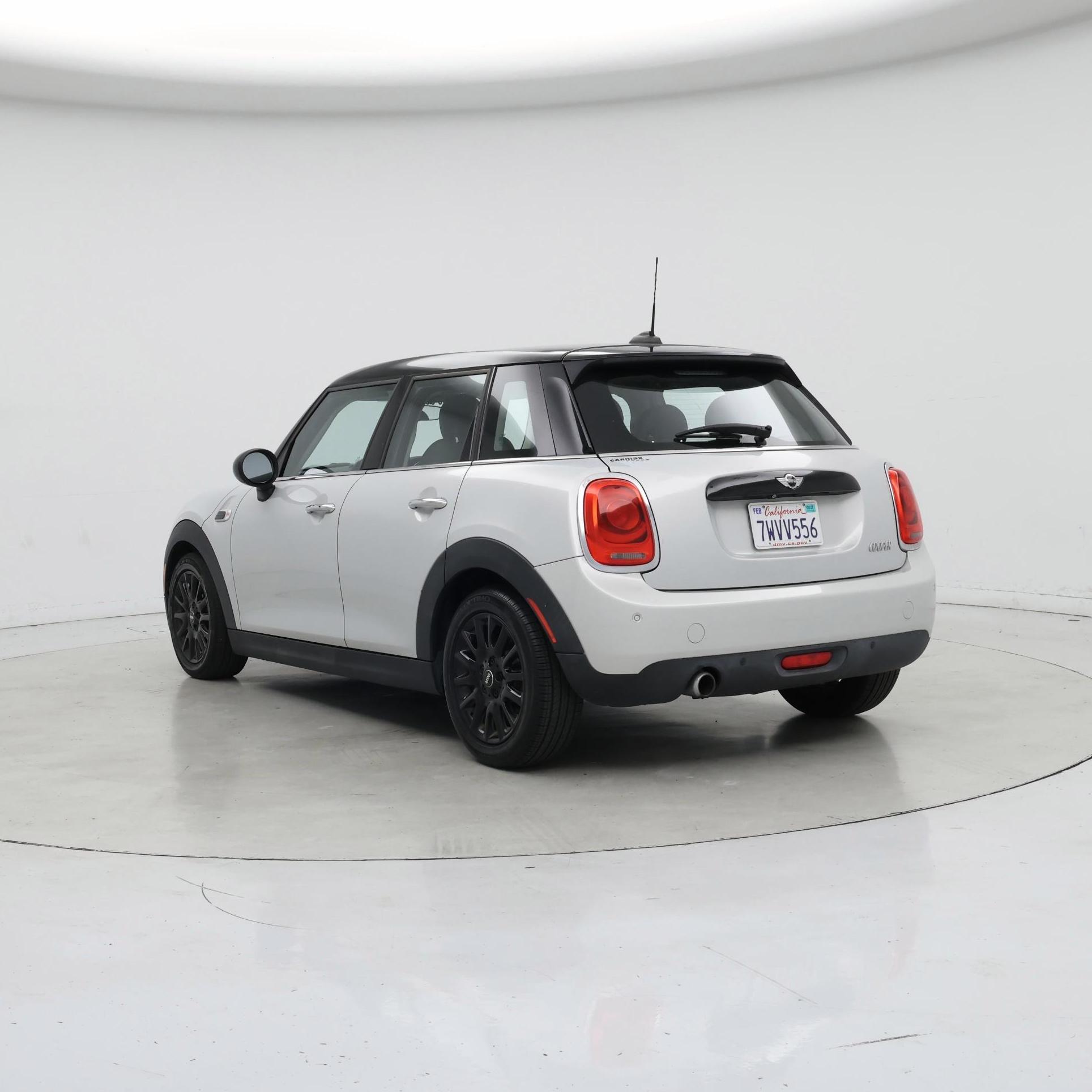 Thumbnail: 2017 MINI Cooper Hardtop - 2