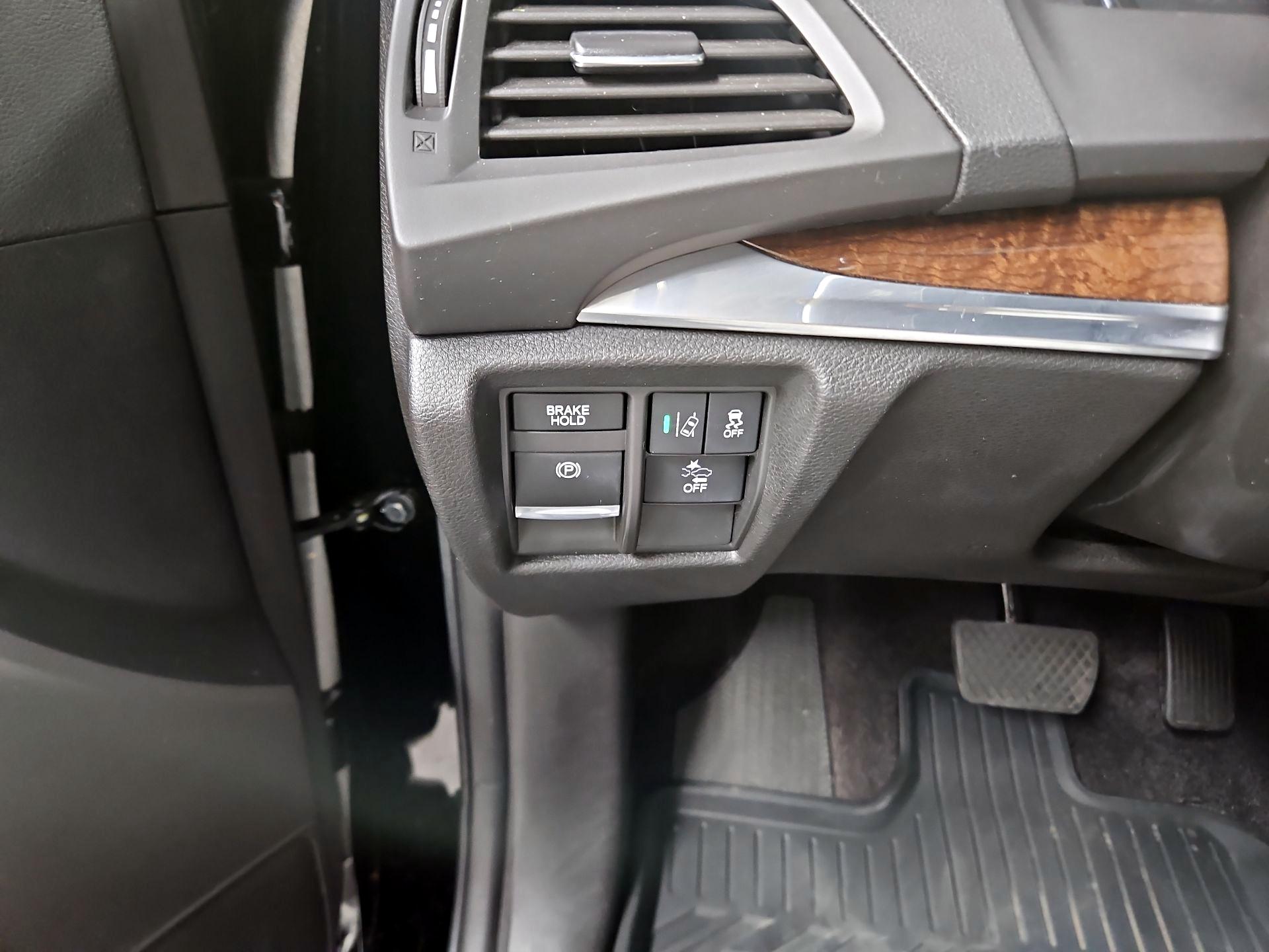 Thumbnail: 2017 Acura MDX - 13