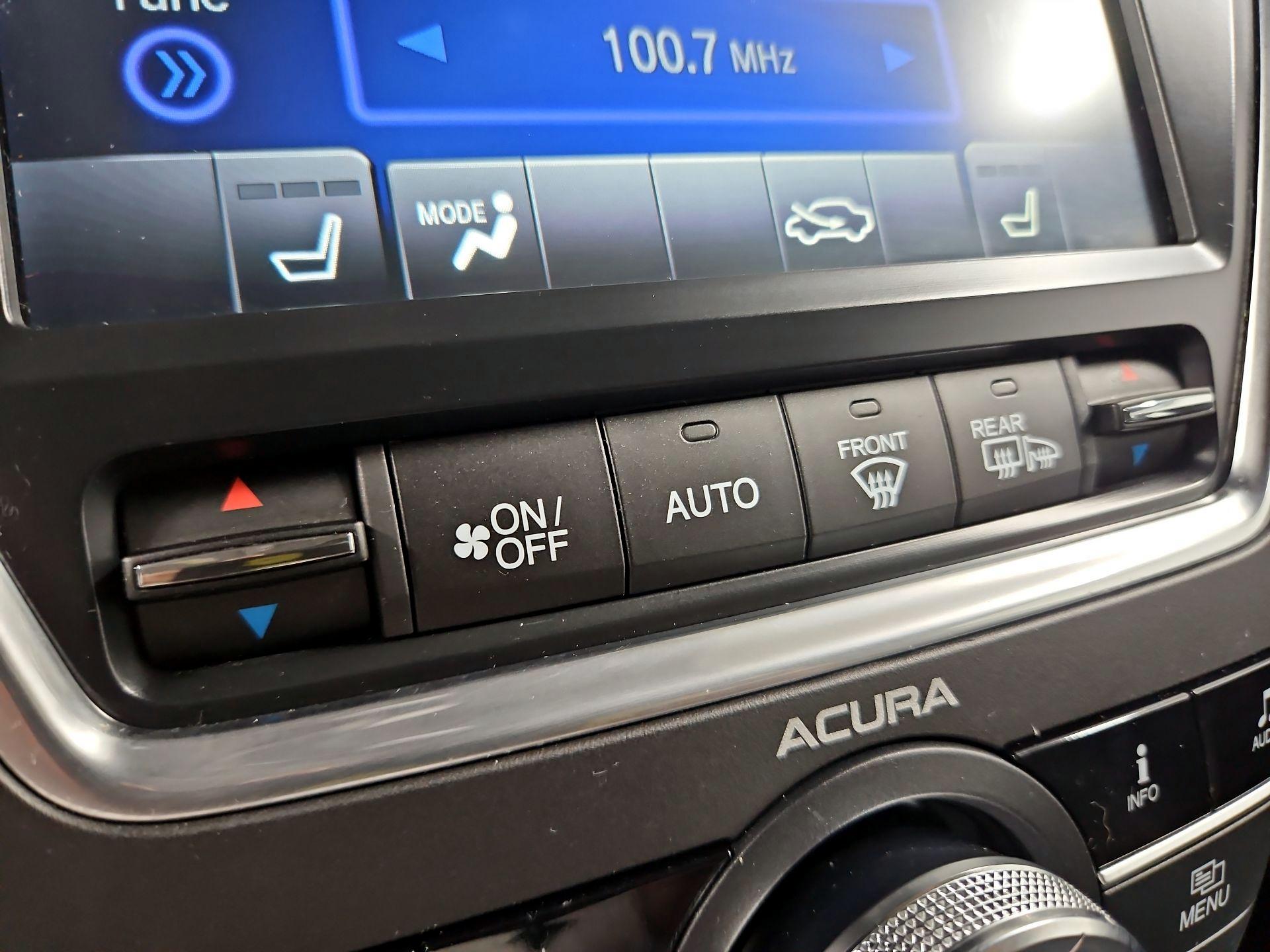 Thumbnail: 2017 Acura MDX - 17