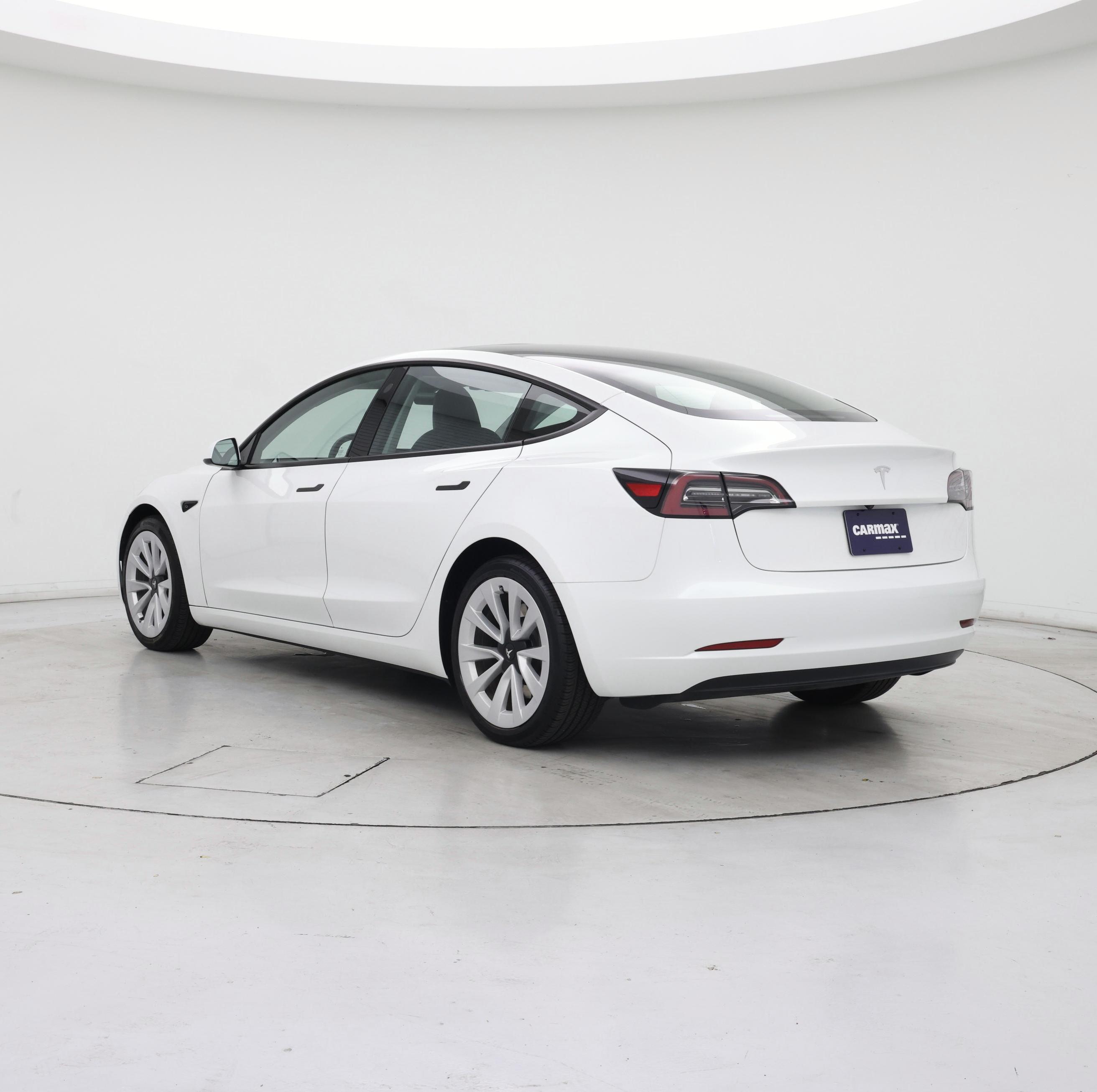 Thumbnail: 2023 Tesla Model 3 - 2