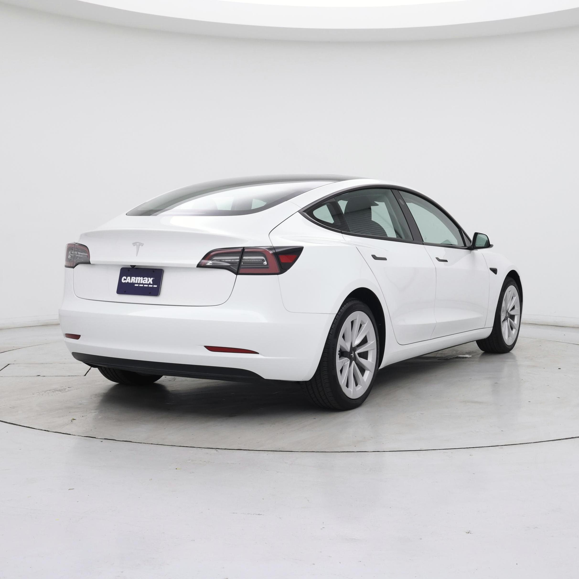 Thumbnail: 2023 Tesla Model 3 - 8