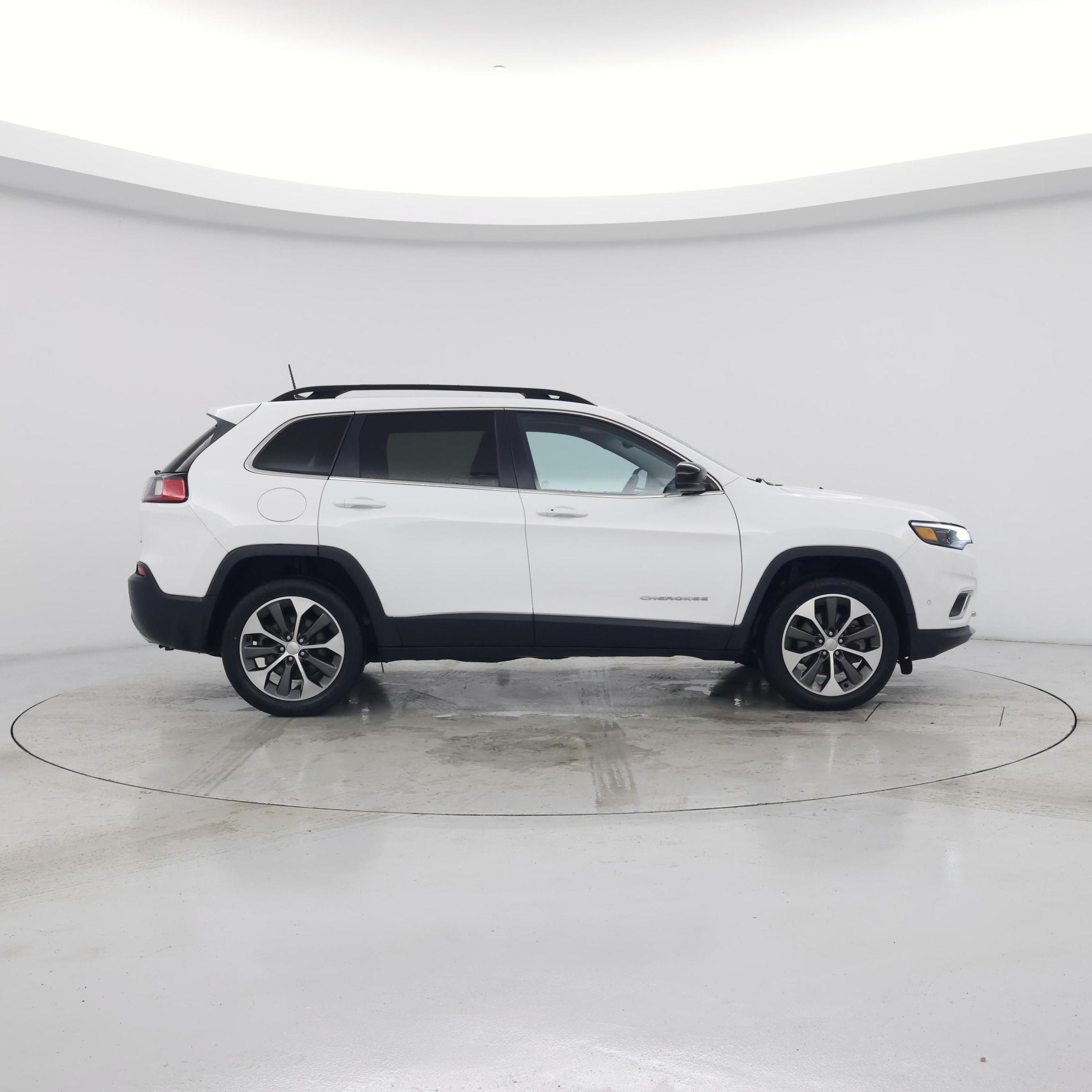 Thumbnail: 2022 Jeep Cherokee - 7