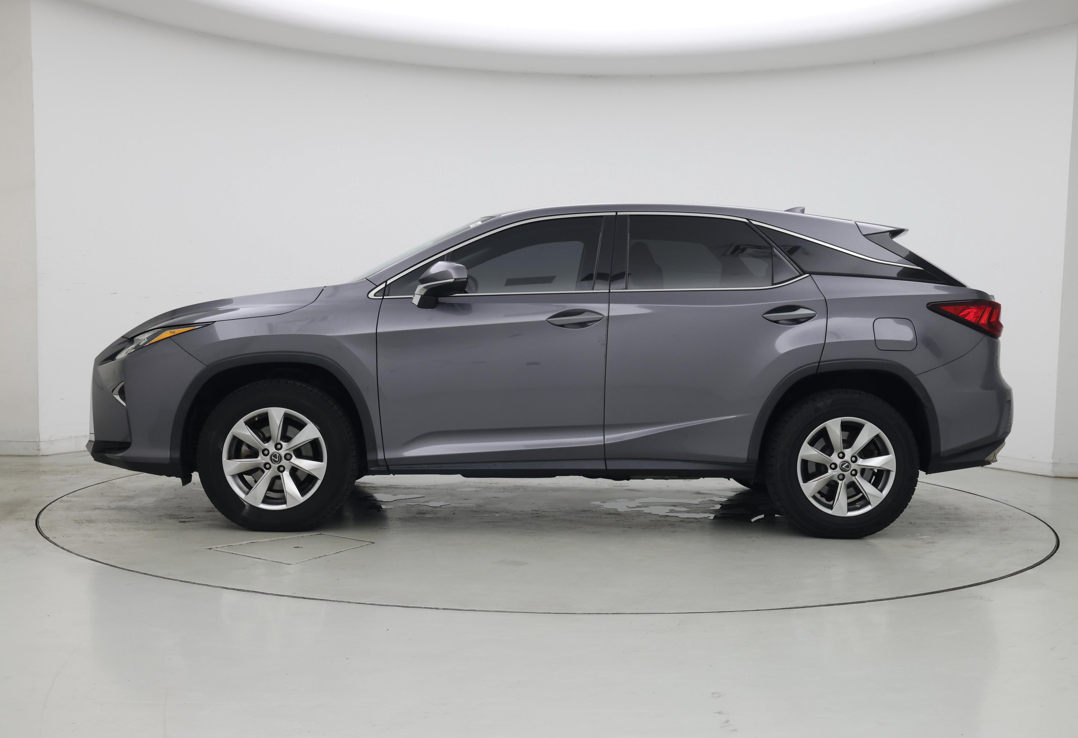 Thumbnail: 2018 Lexus RX - 3