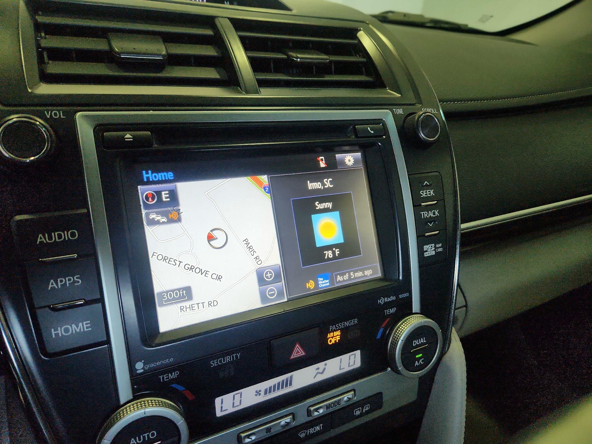 Thumbnail: 2014 Toyota Camry - 15