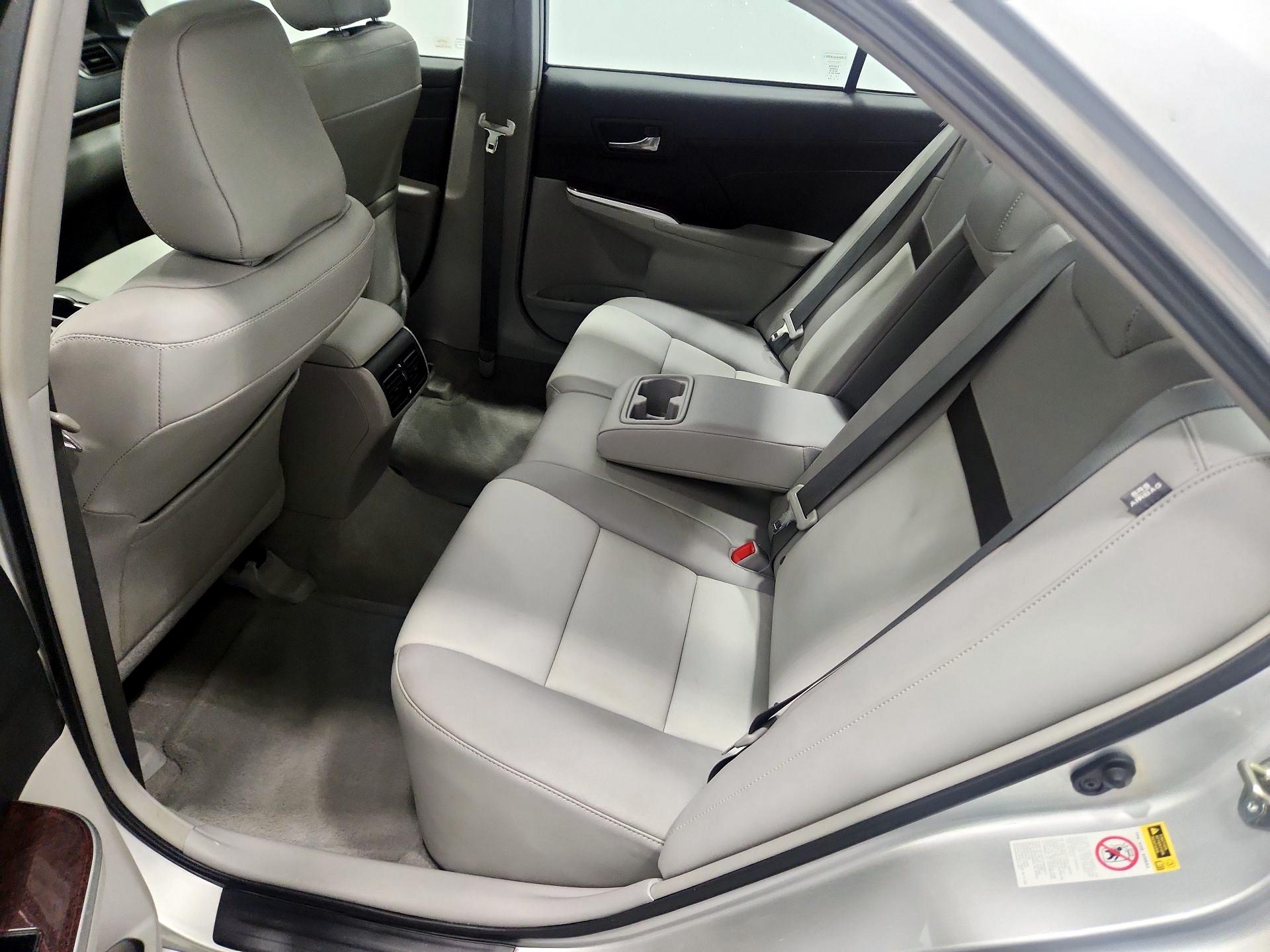 Thumbnail: 2014 Toyota Camry - 20