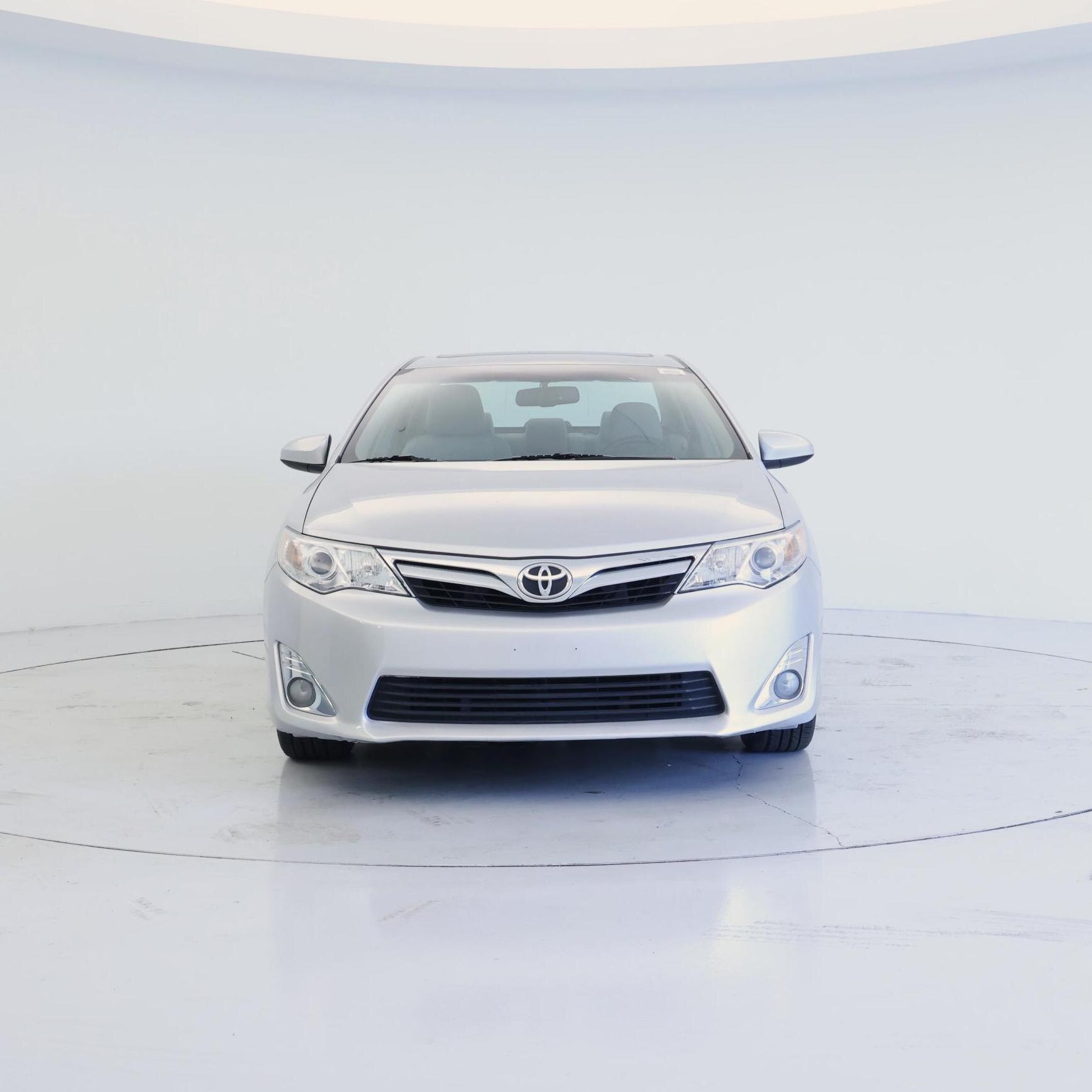 Thumbnail: 2014 Toyota Camry - 5