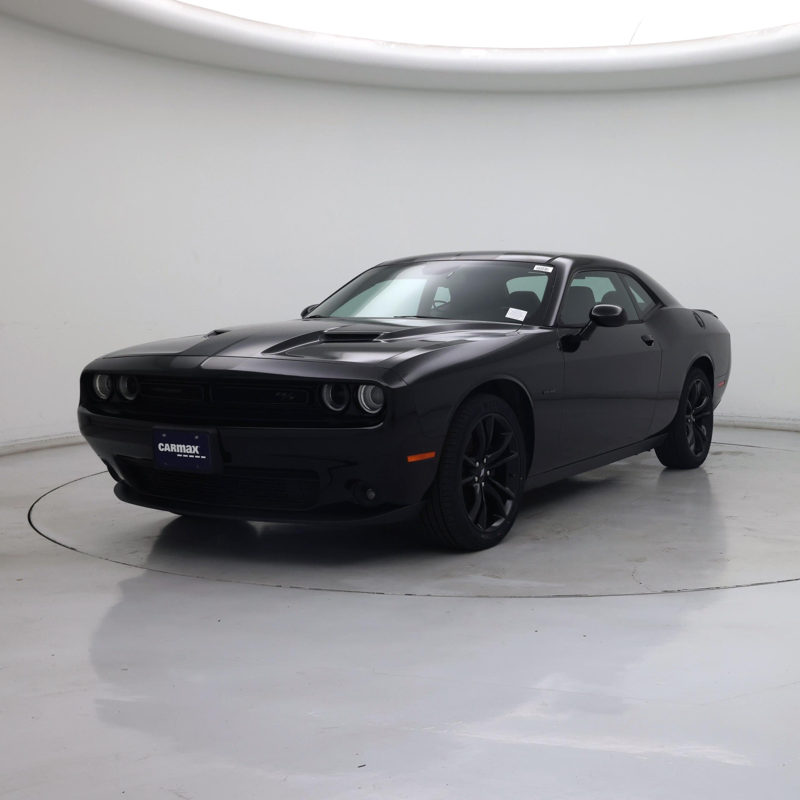 Thumbnail: 2017 Dodge Challenger - 4