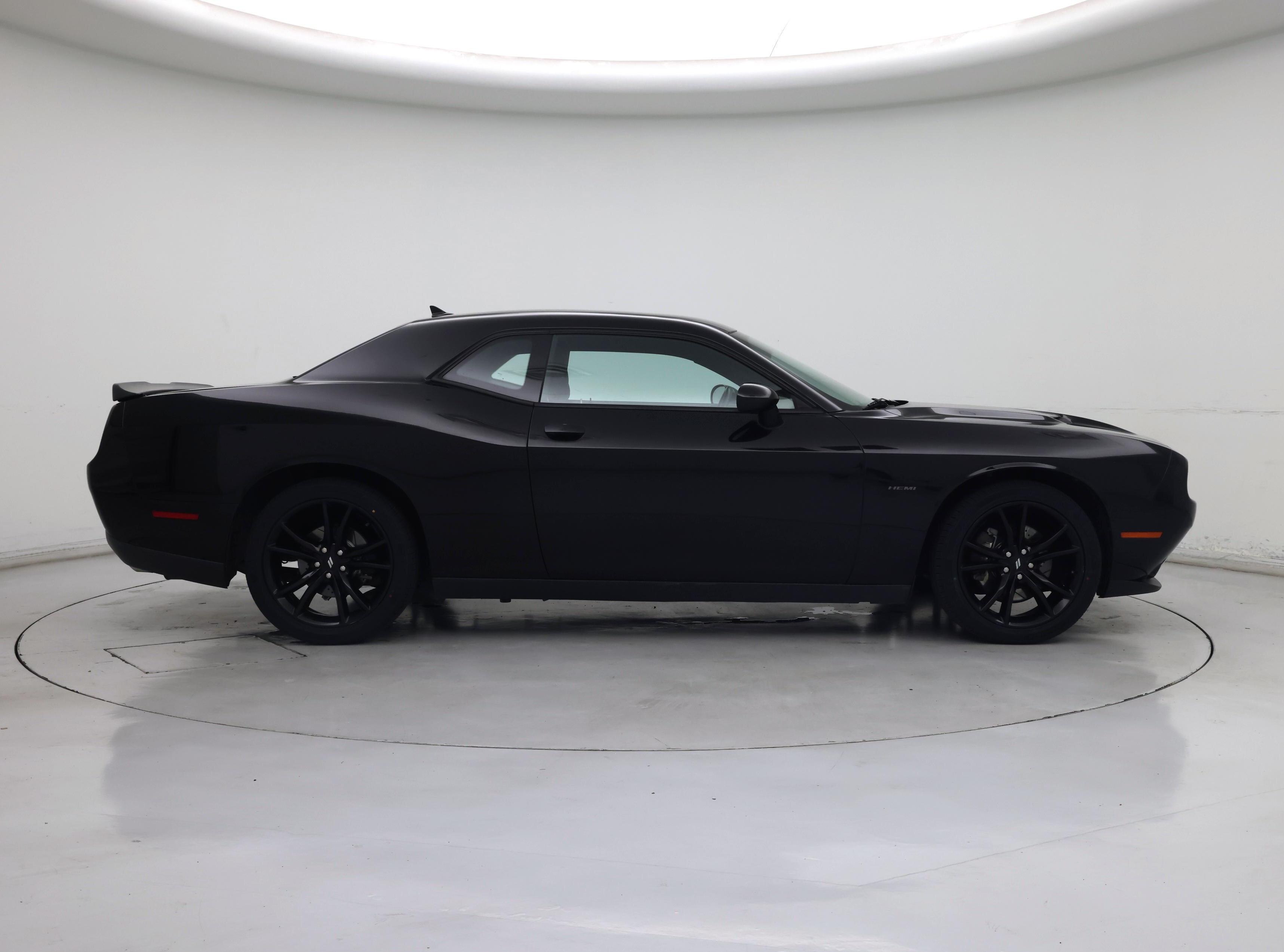 Thumbnail: 2017 Dodge Challenger - 7