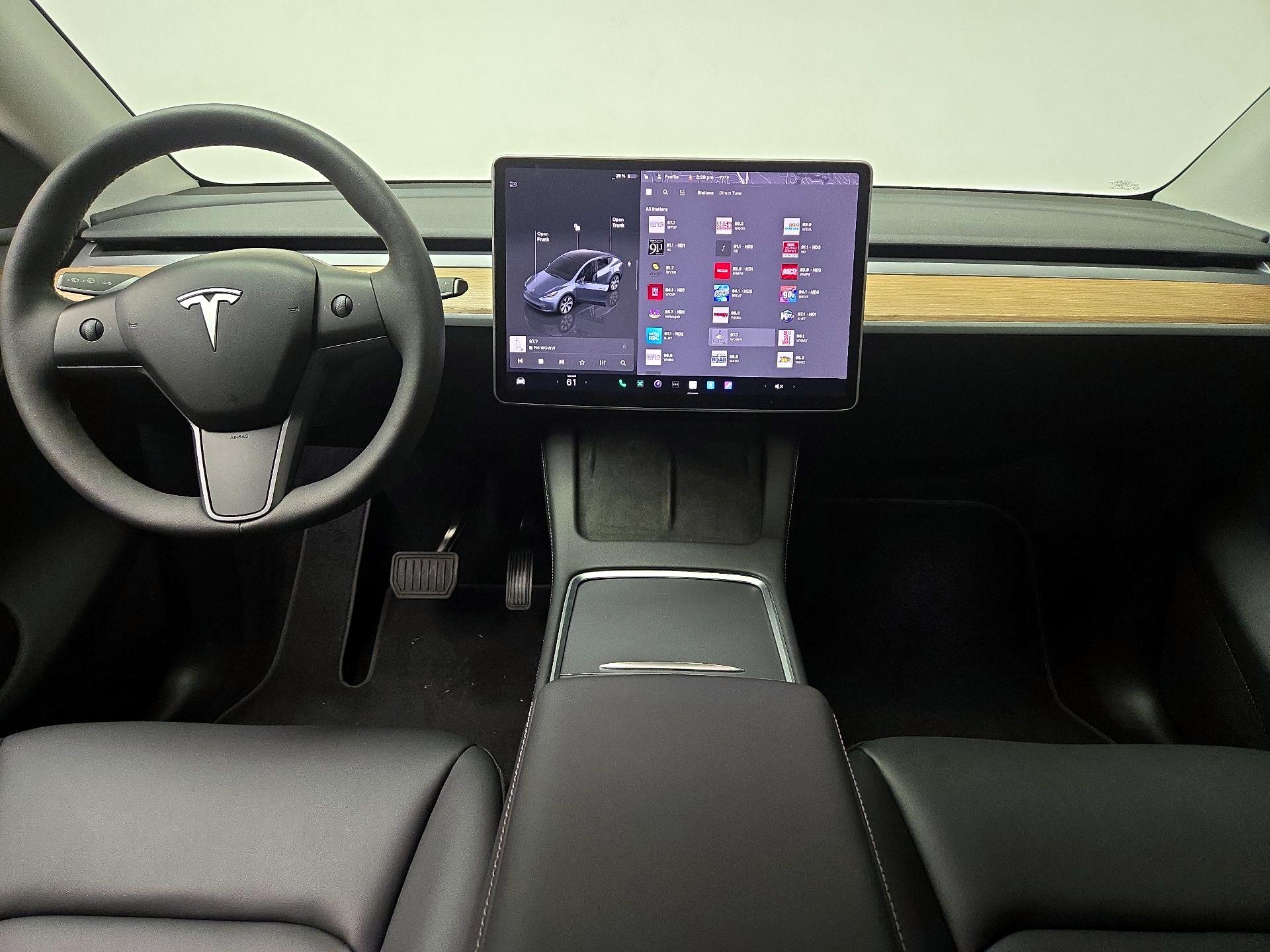Thumbnail: 2023 Tesla Model Y - 9