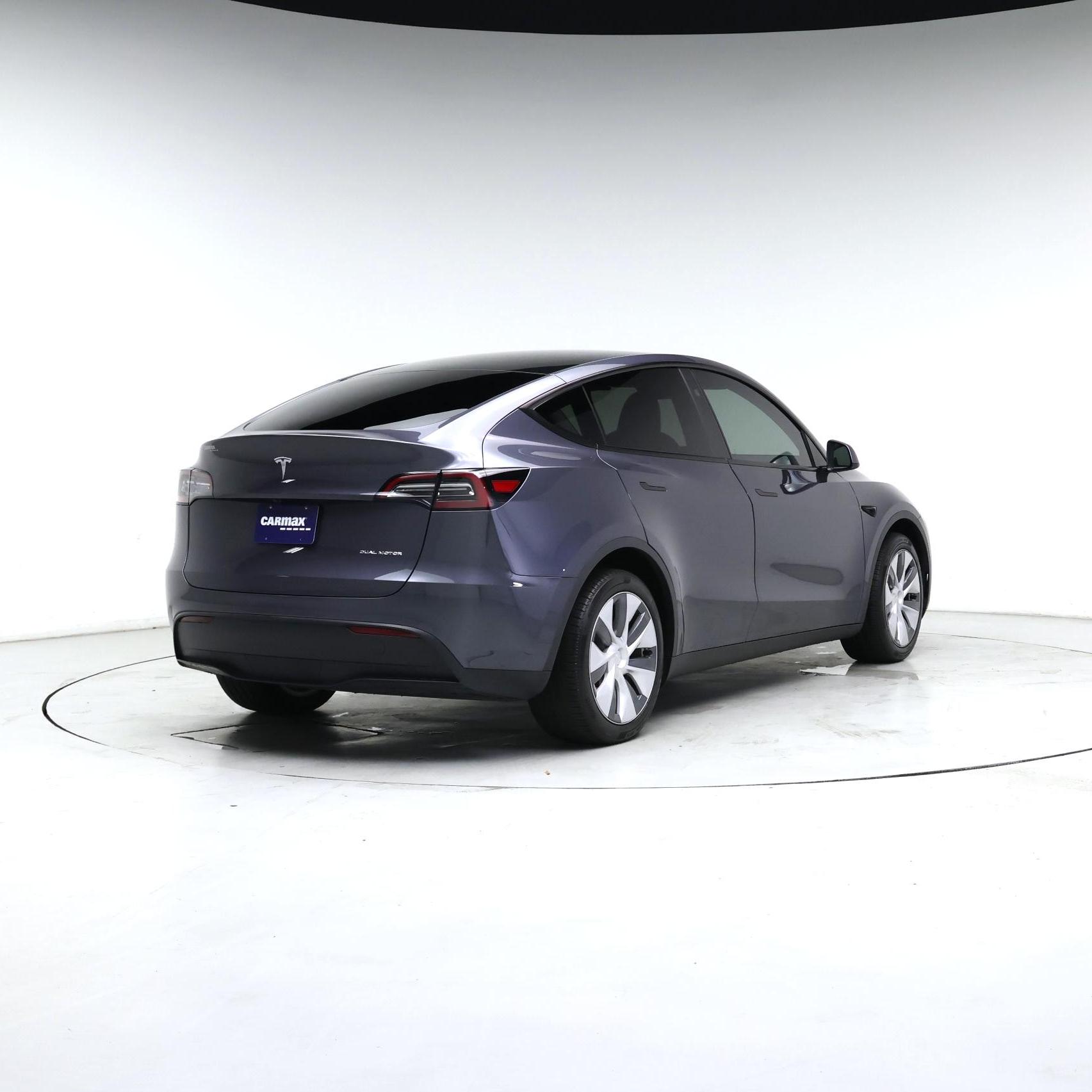 Thumbnail: 2023 Tesla Model Y - 8