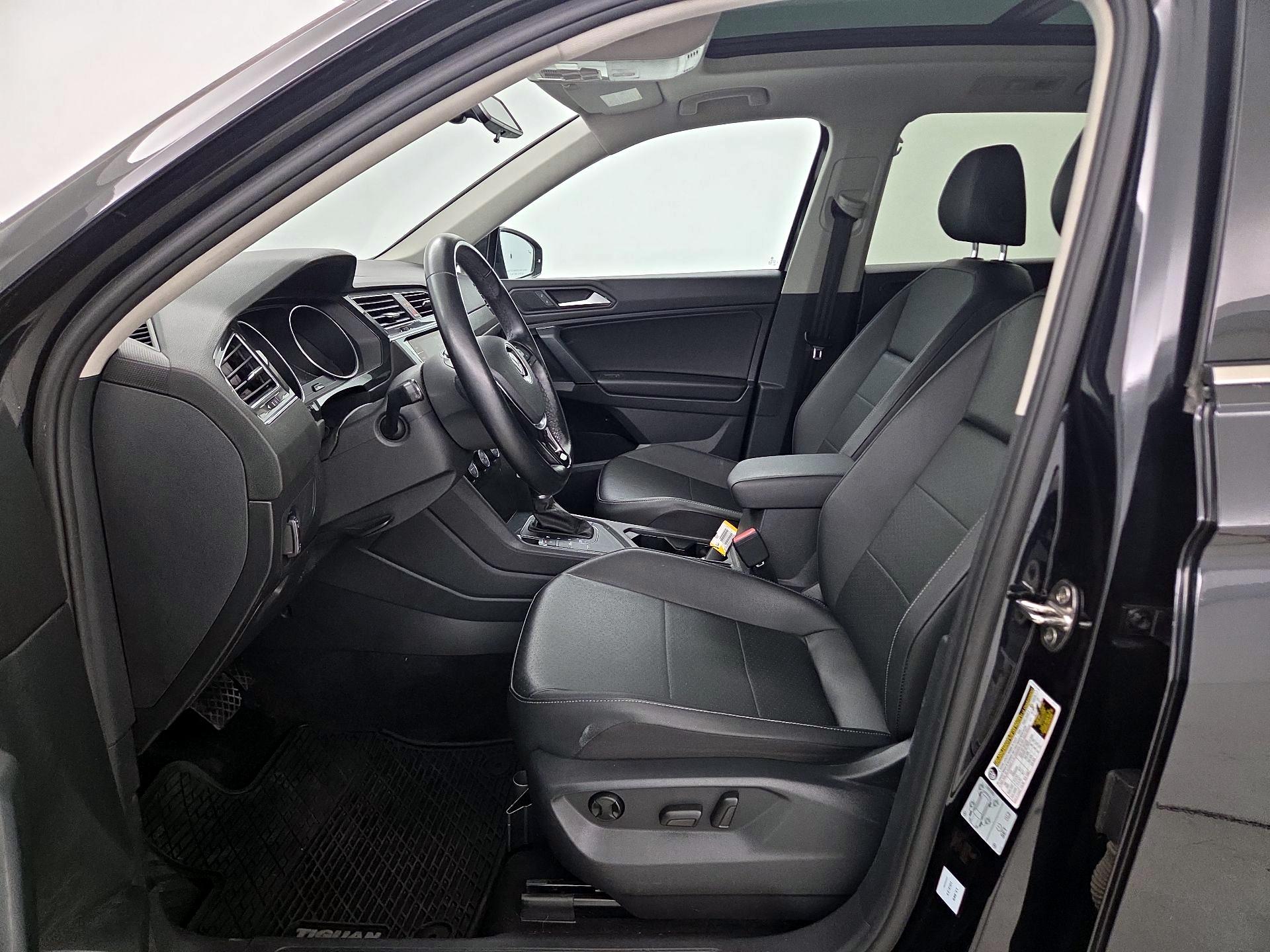 Thumbnail: 2019 Volkswagen Tiguan - 11