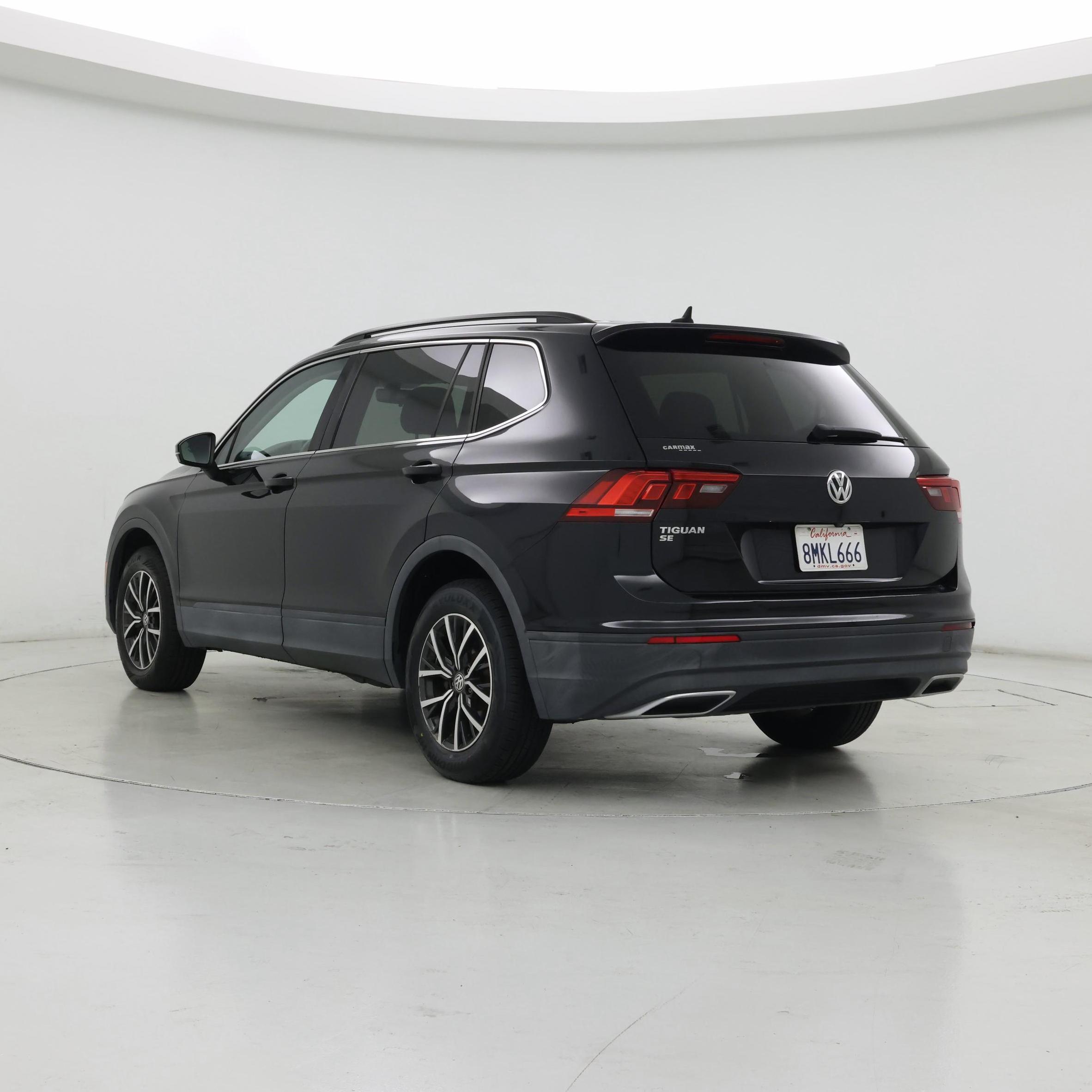 Thumbnail: 2019 Volkswagen Tiguan - 2
