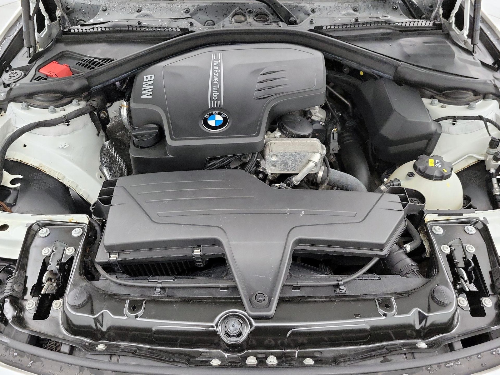2016 BMW 3 Series 320i - Photo 24
