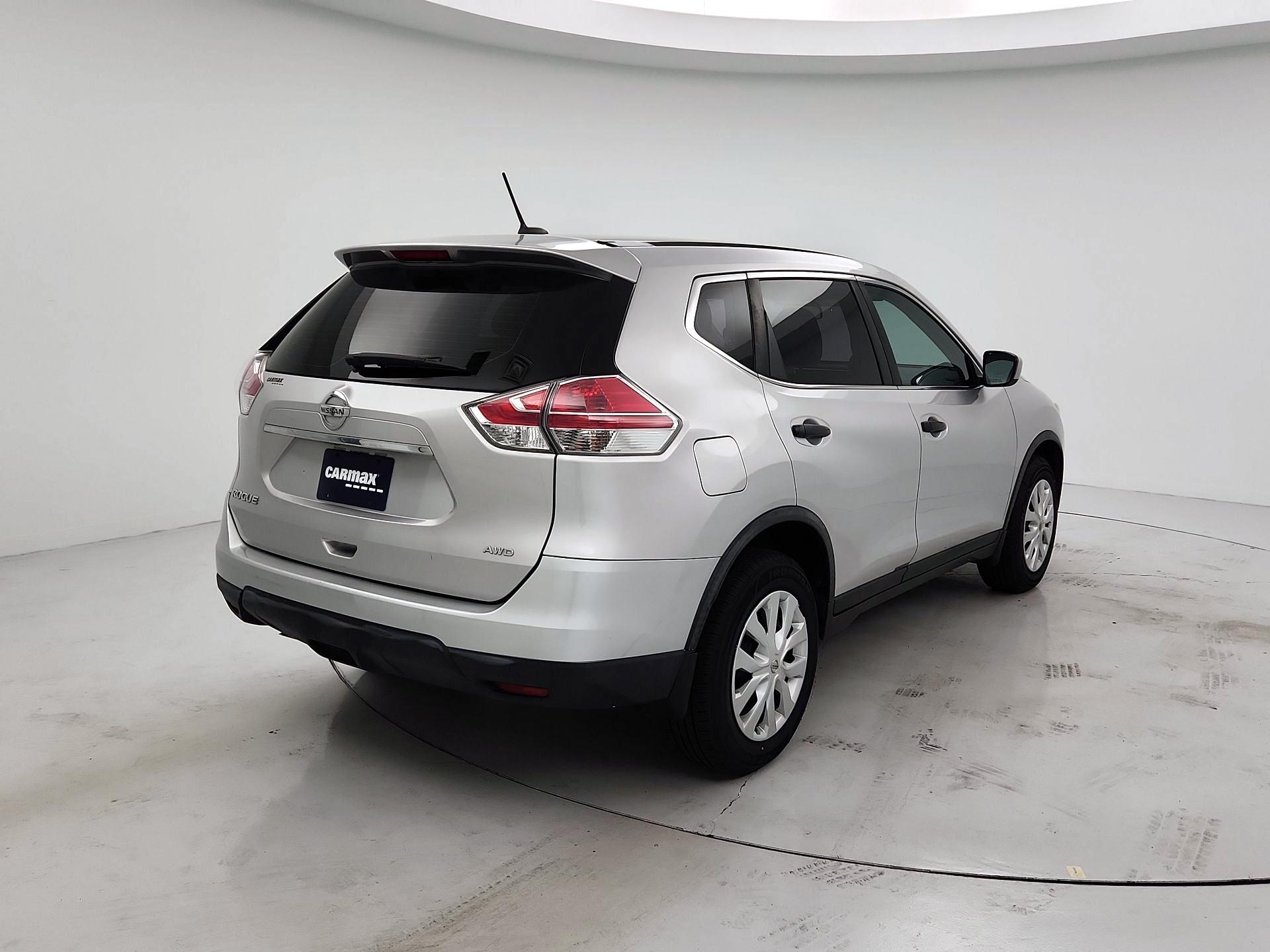 Thumbnail: 2016 Nissan Rogue - 5