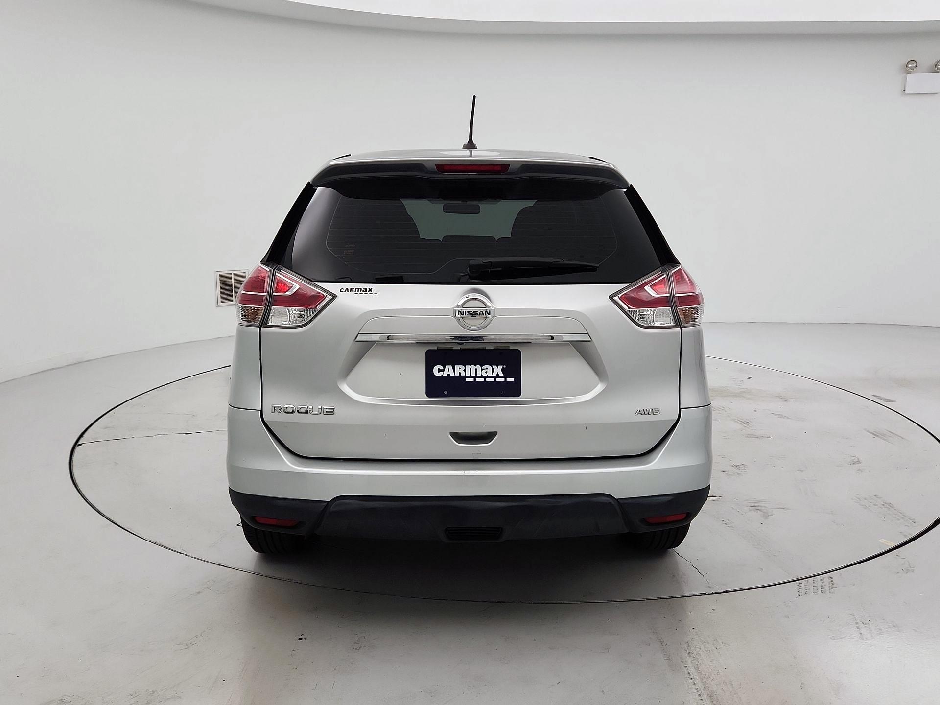 Thumbnail: 2016 Nissan Rogue - 6