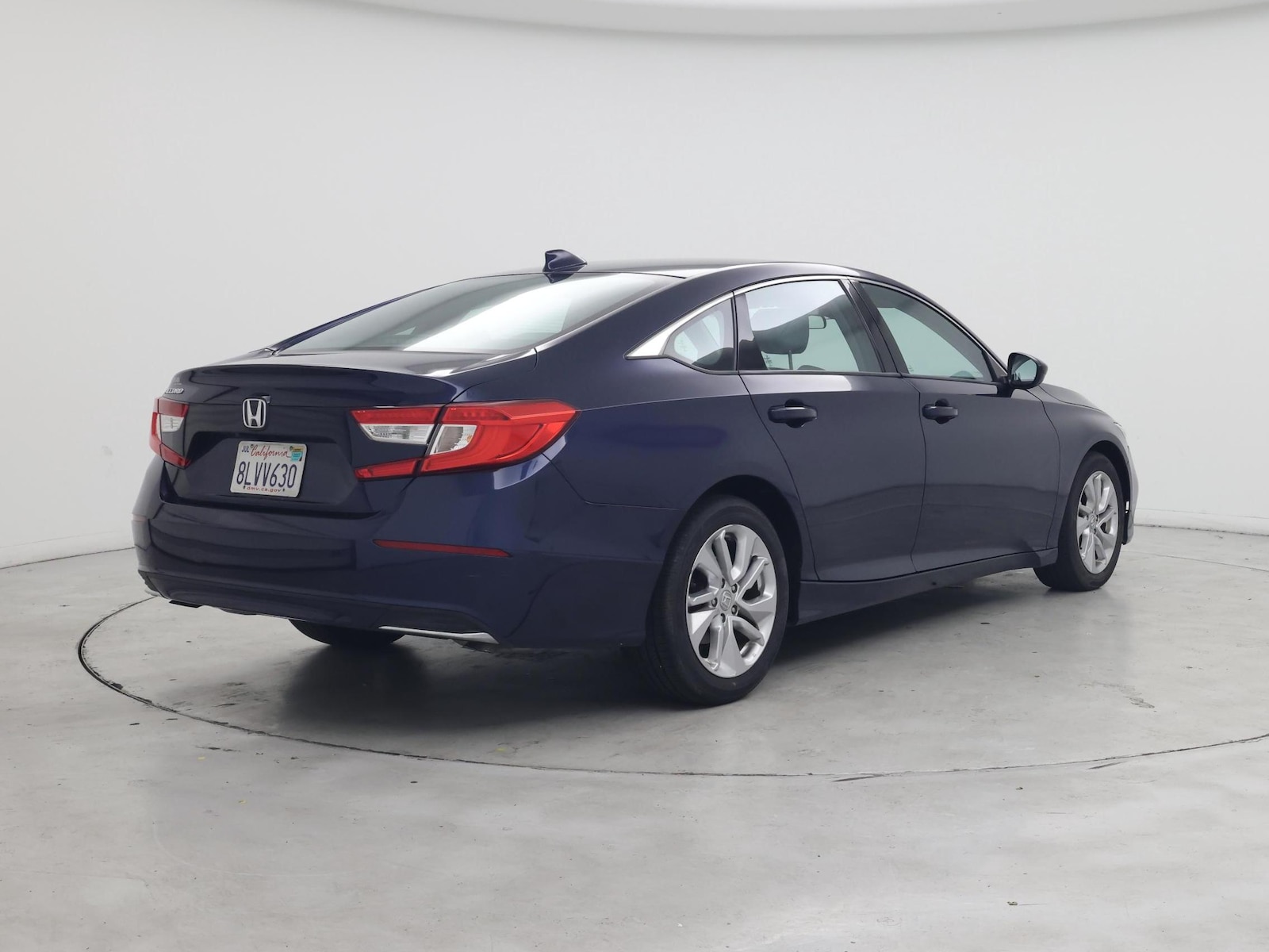 2019 Honda Accord LX - Photo 9