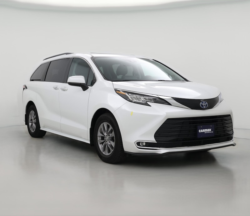 2022 Toyota Sienna Hybrid XLE