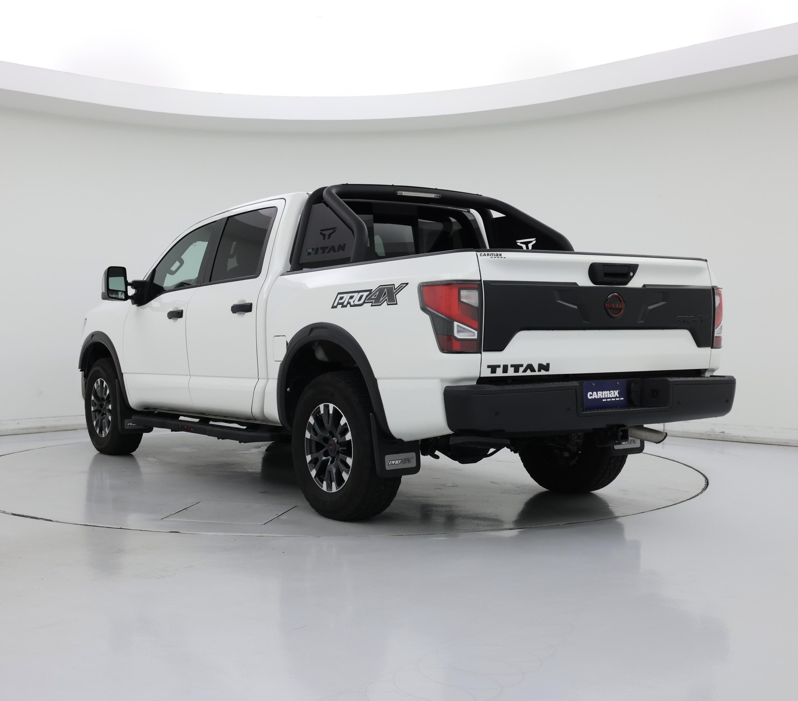 Thumbnail: 2024 Nissan Titan - 2