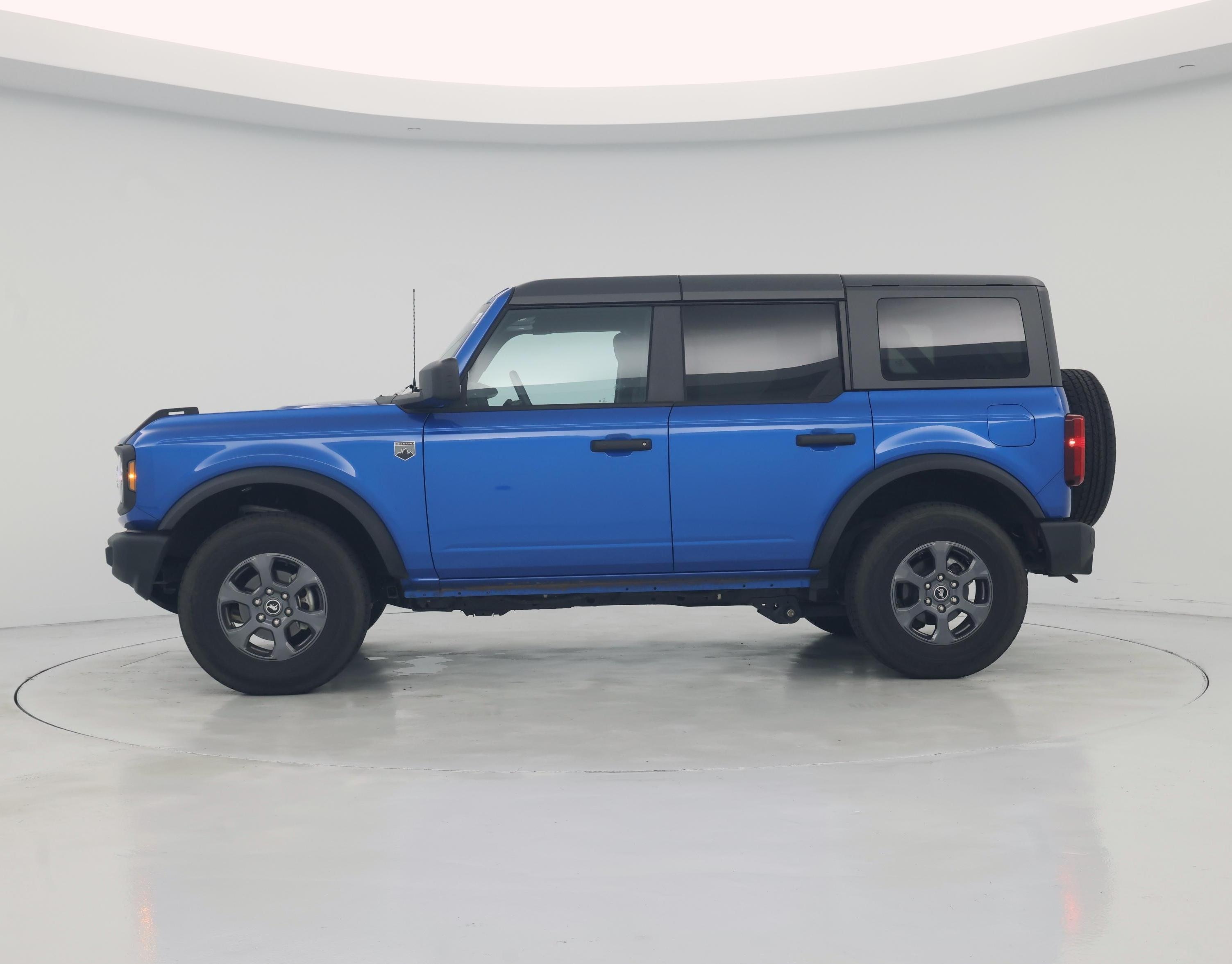 Thumbnail: 2025 Ford Bronco - 3