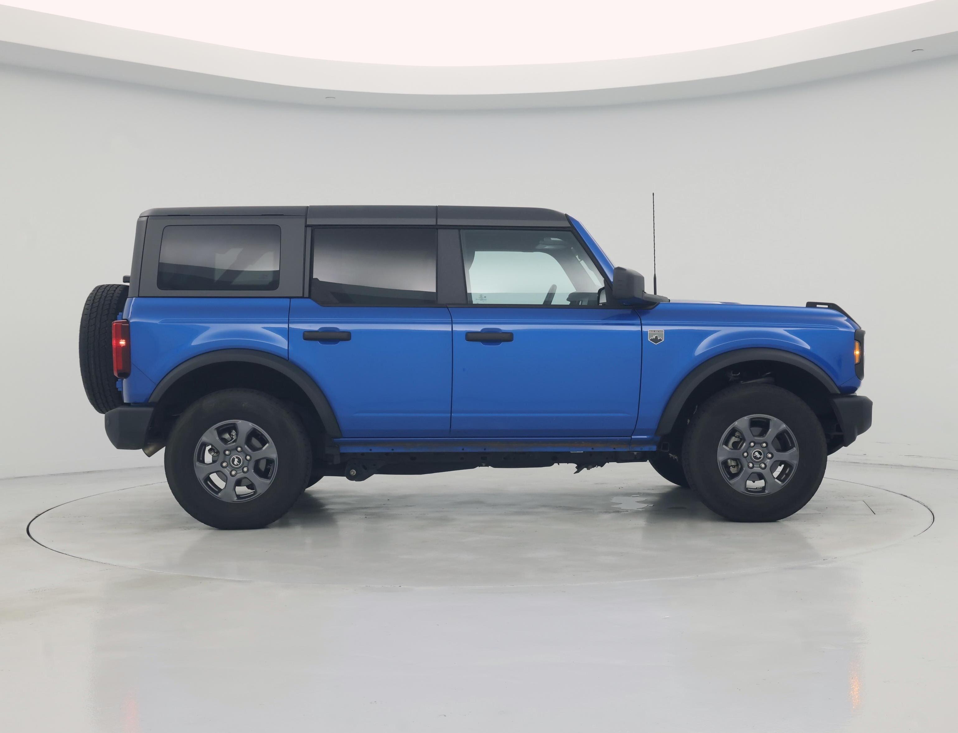 Thumbnail: 2025 Ford Bronco - 7