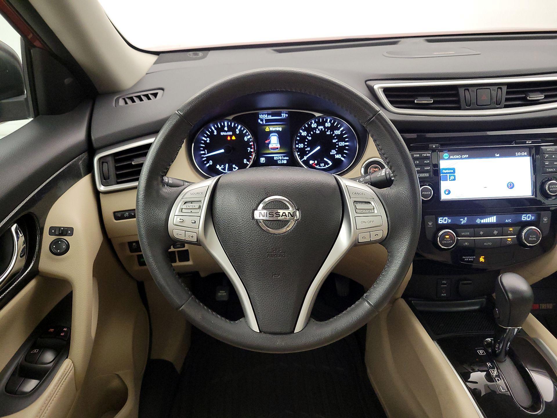 Thumbnail: 2016 Nissan Rogue - 10