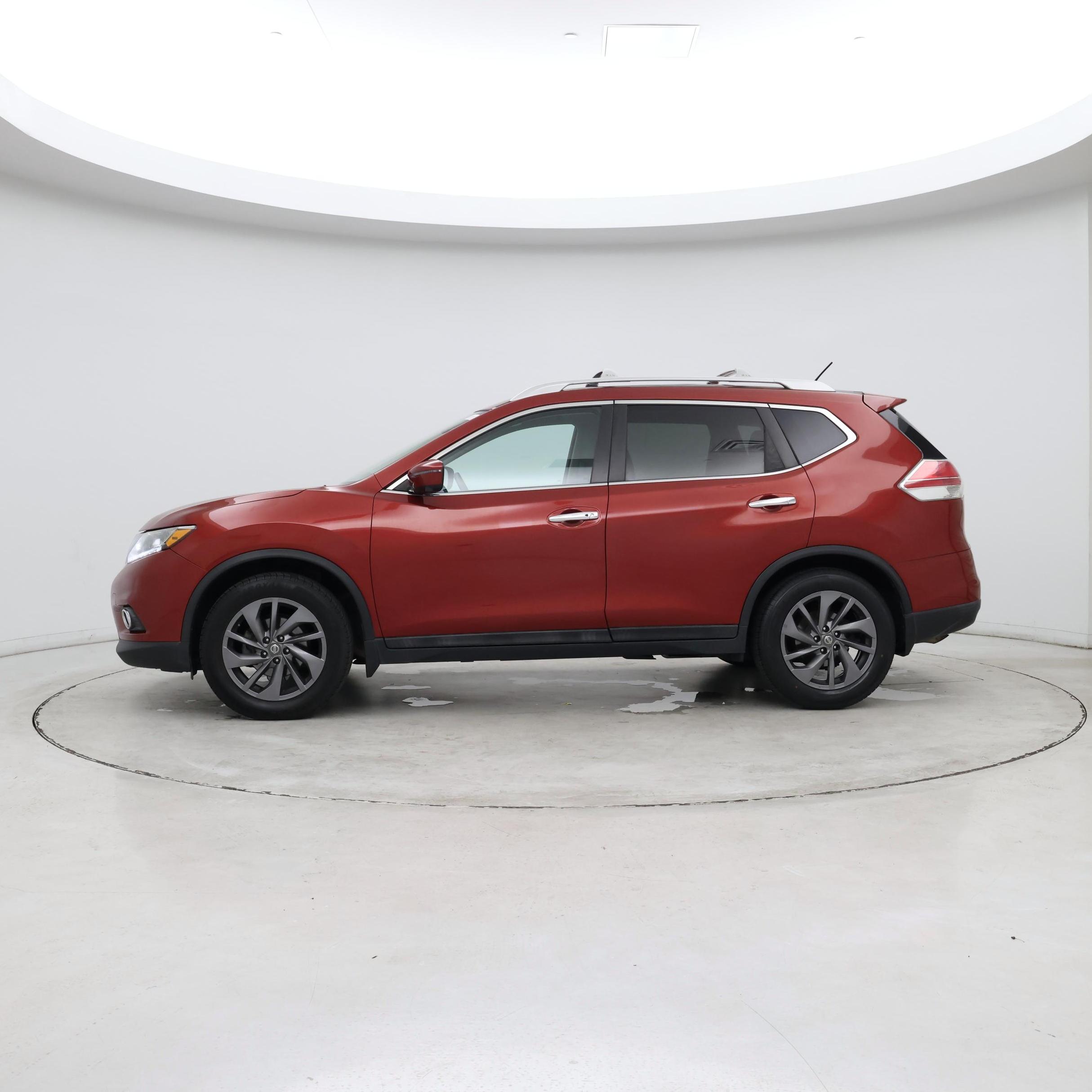 Thumbnail: 2016 Nissan Rogue - 2