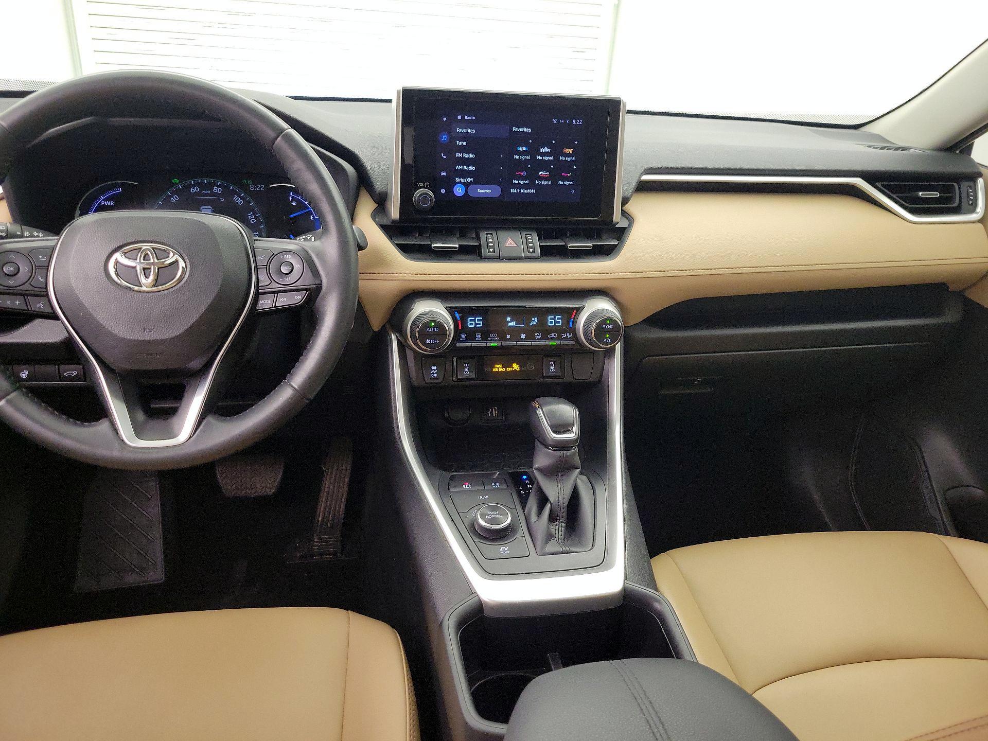 Thumbnail: 2023 Toyota RAV4 - 9