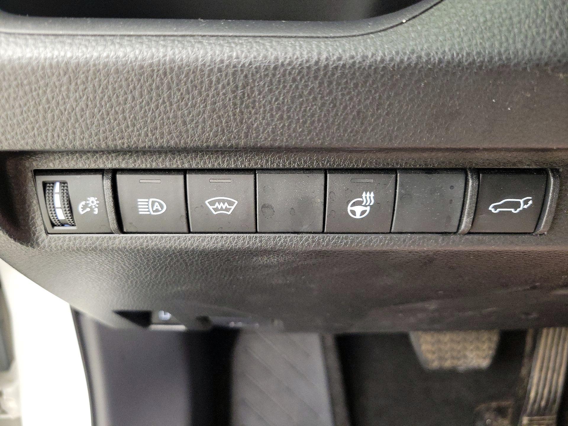 Thumbnail: 2023 Toyota RAV4 - 13