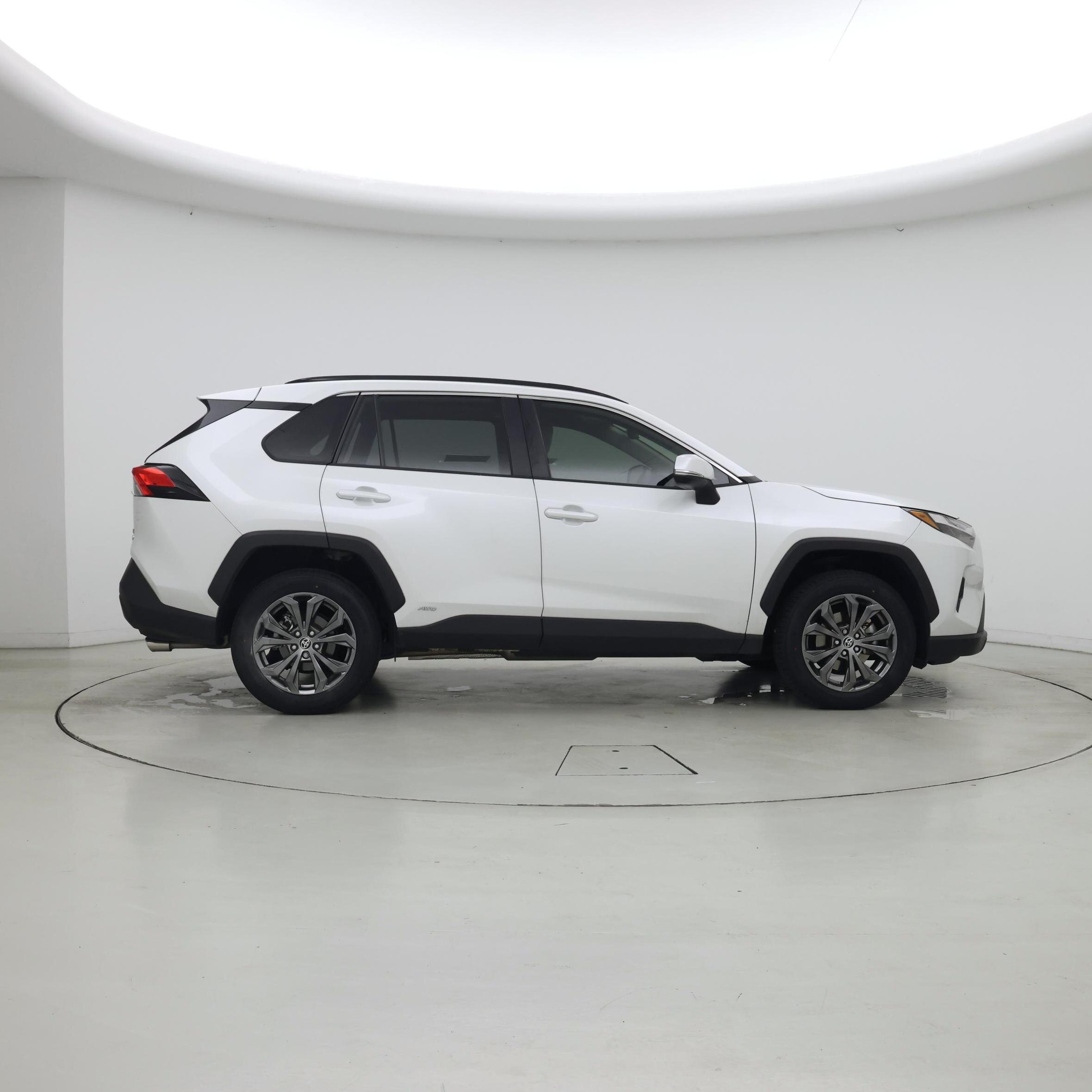 Thumbnail: 2023 Toyota RAV4 - 7