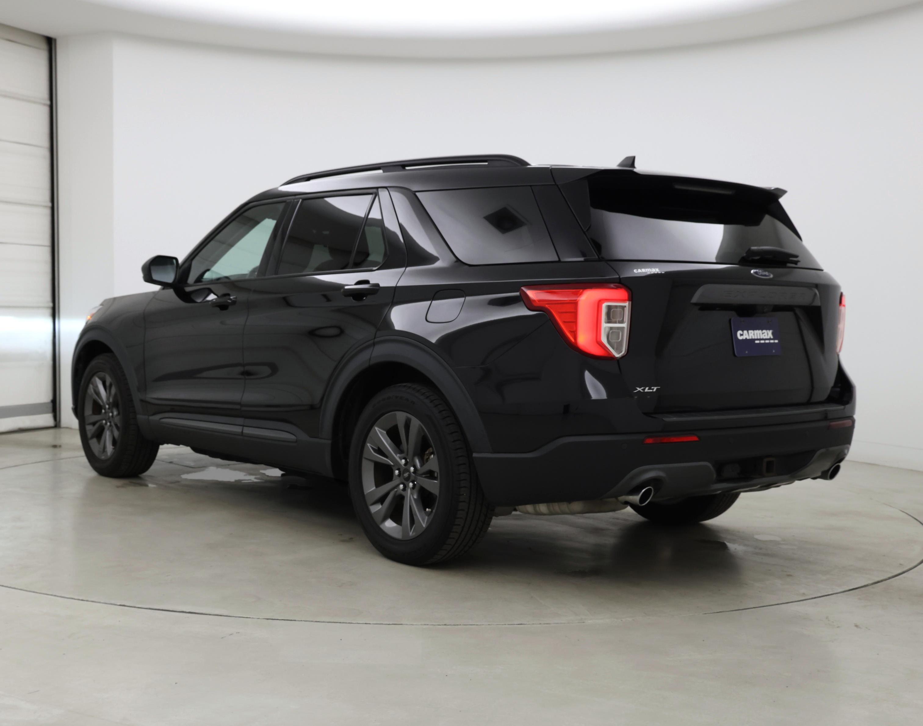 Thumbnail: 2021 Ford Explorer - 2