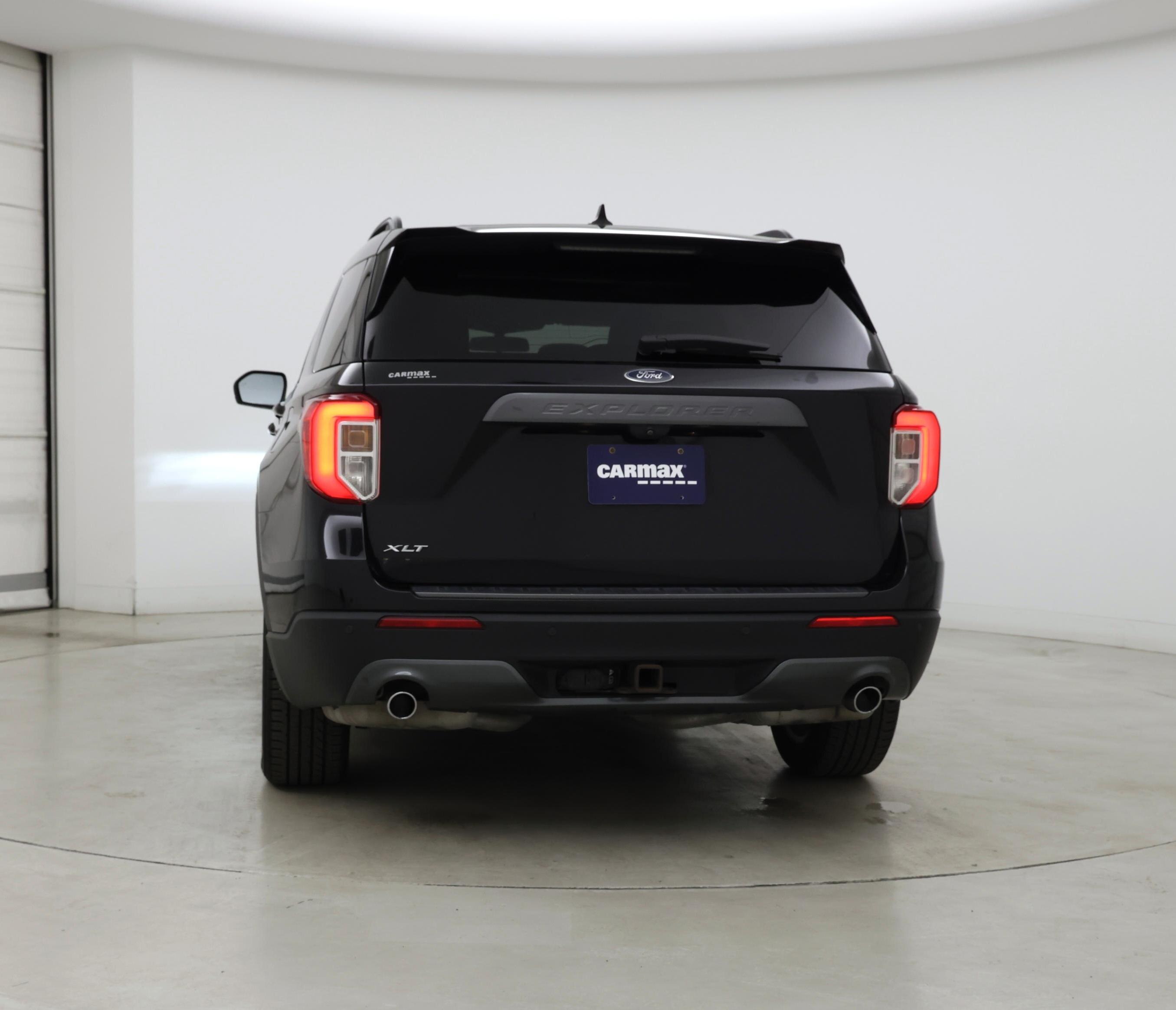 Thumbnail: 2021 Ford Explorer - 6