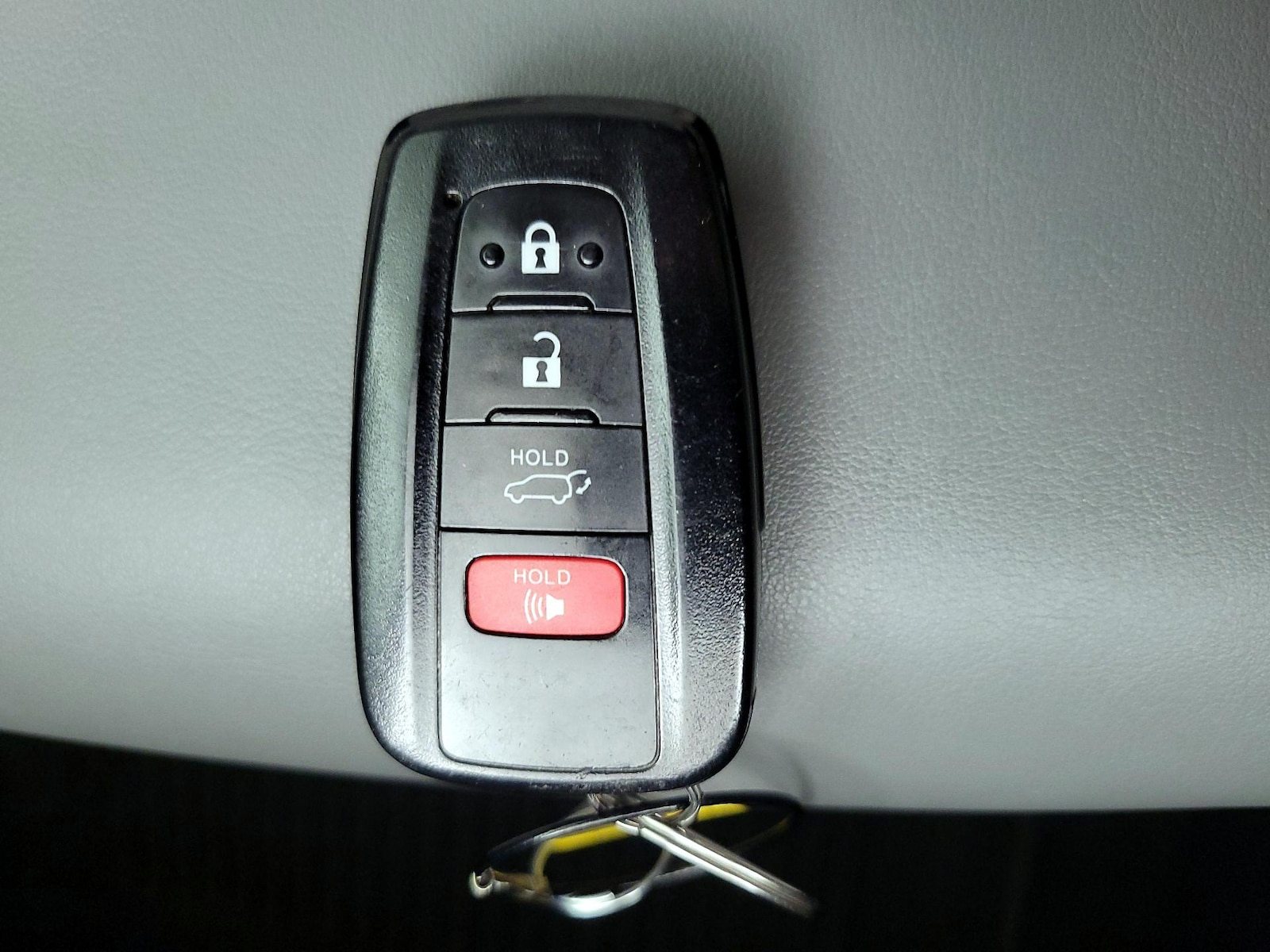 2021 Toyota RAV4 XLE Premium - Photo 24