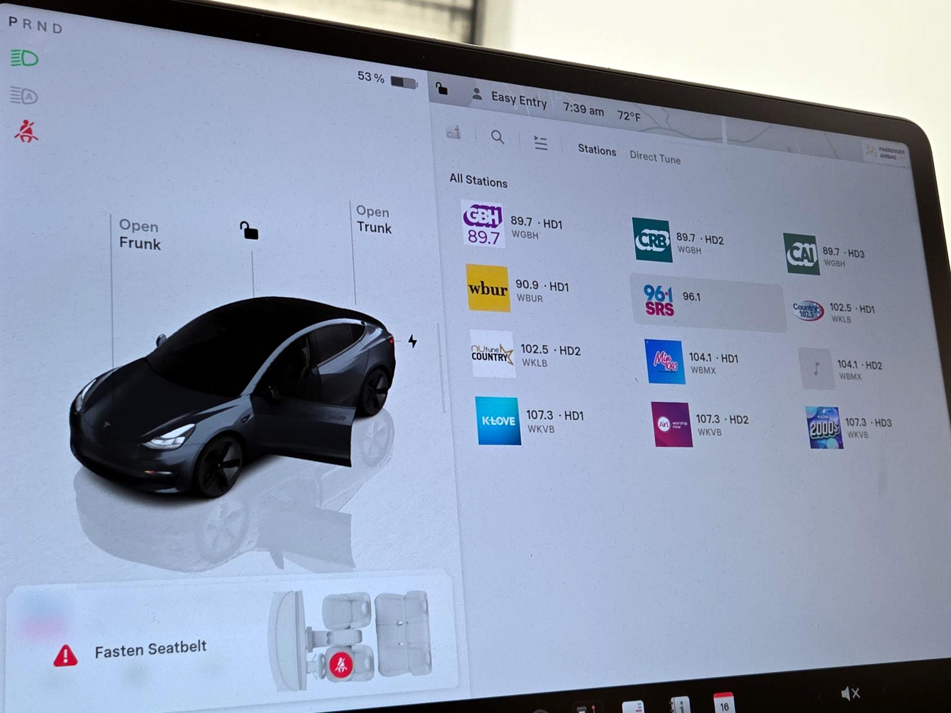 Thumbnail: 2023 Tesla Model 3 - 15