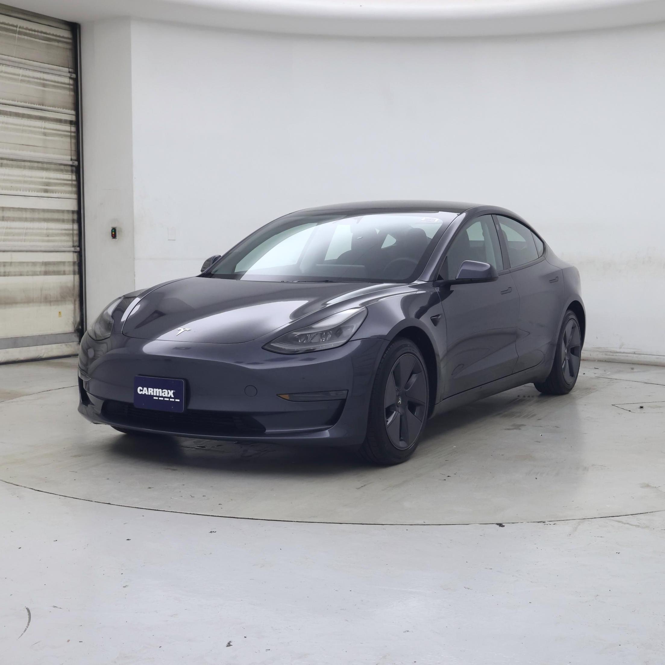 Thumbnail: 2023 Tesla Model 3 - 4