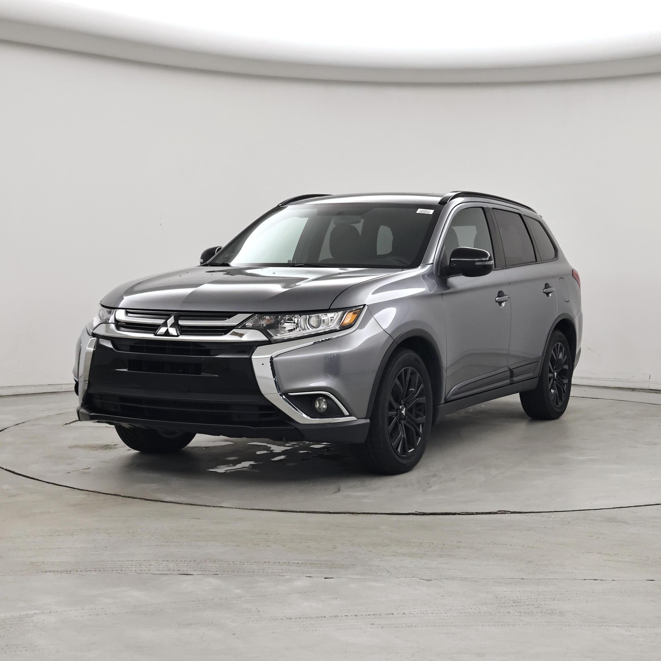 Thumbnail: 2018 Mitsubishi Outlander - 4