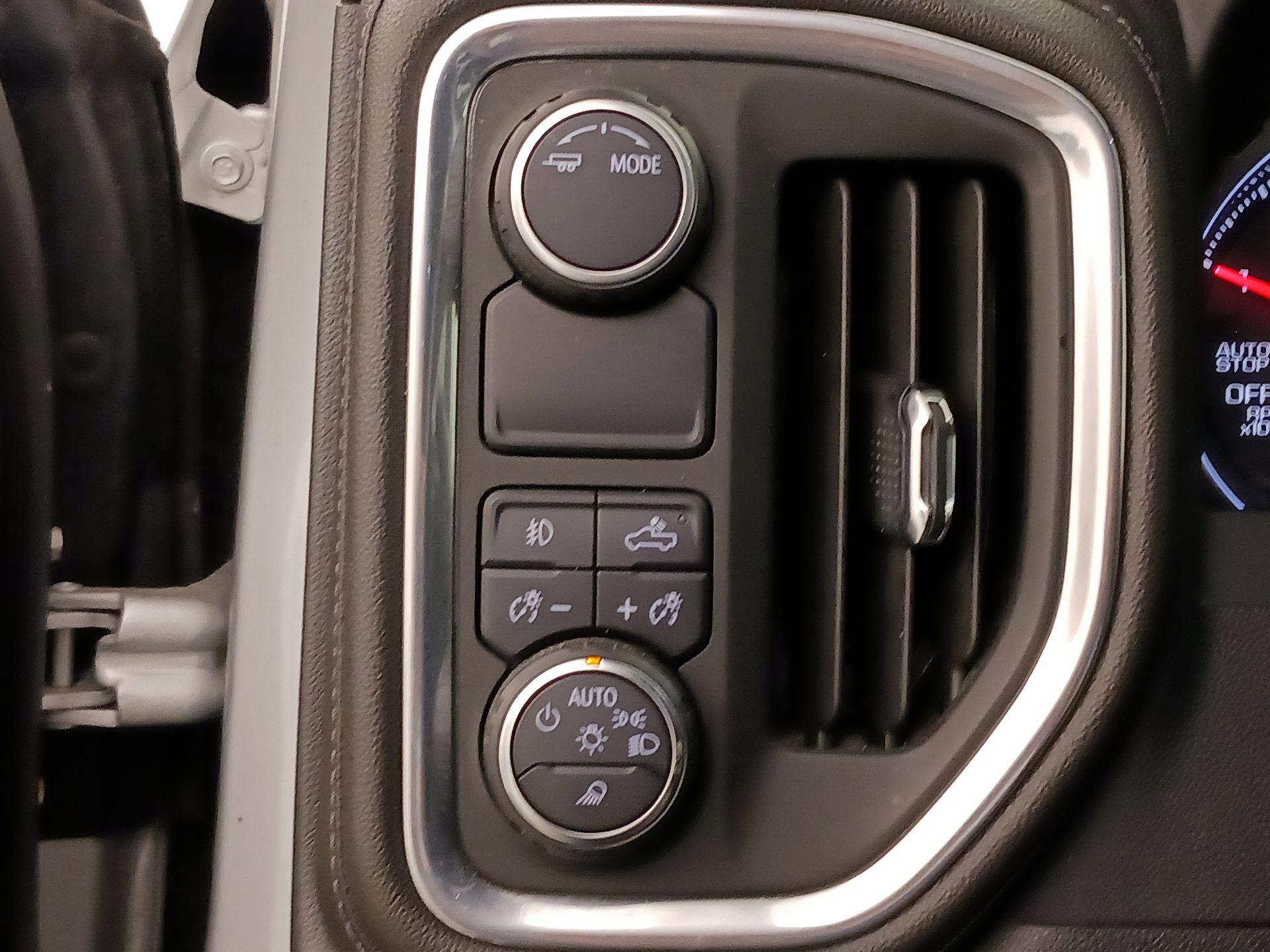 Thumbnail: 2022 Chevrolet Silverado 1500 - 13