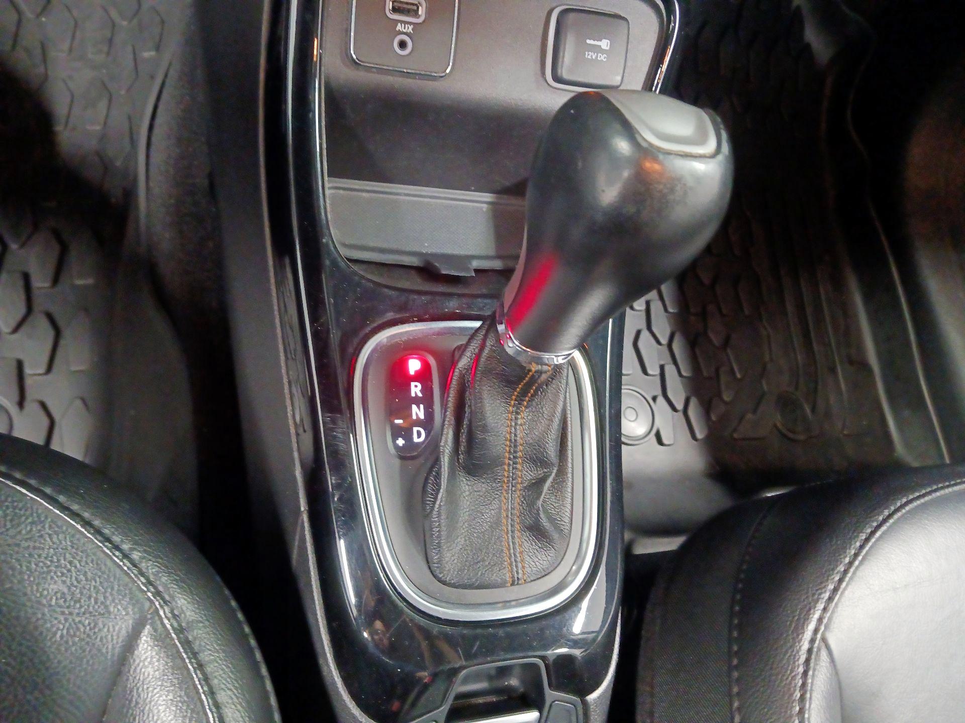 Thumbnail: 2019 Jeep Compass - 17