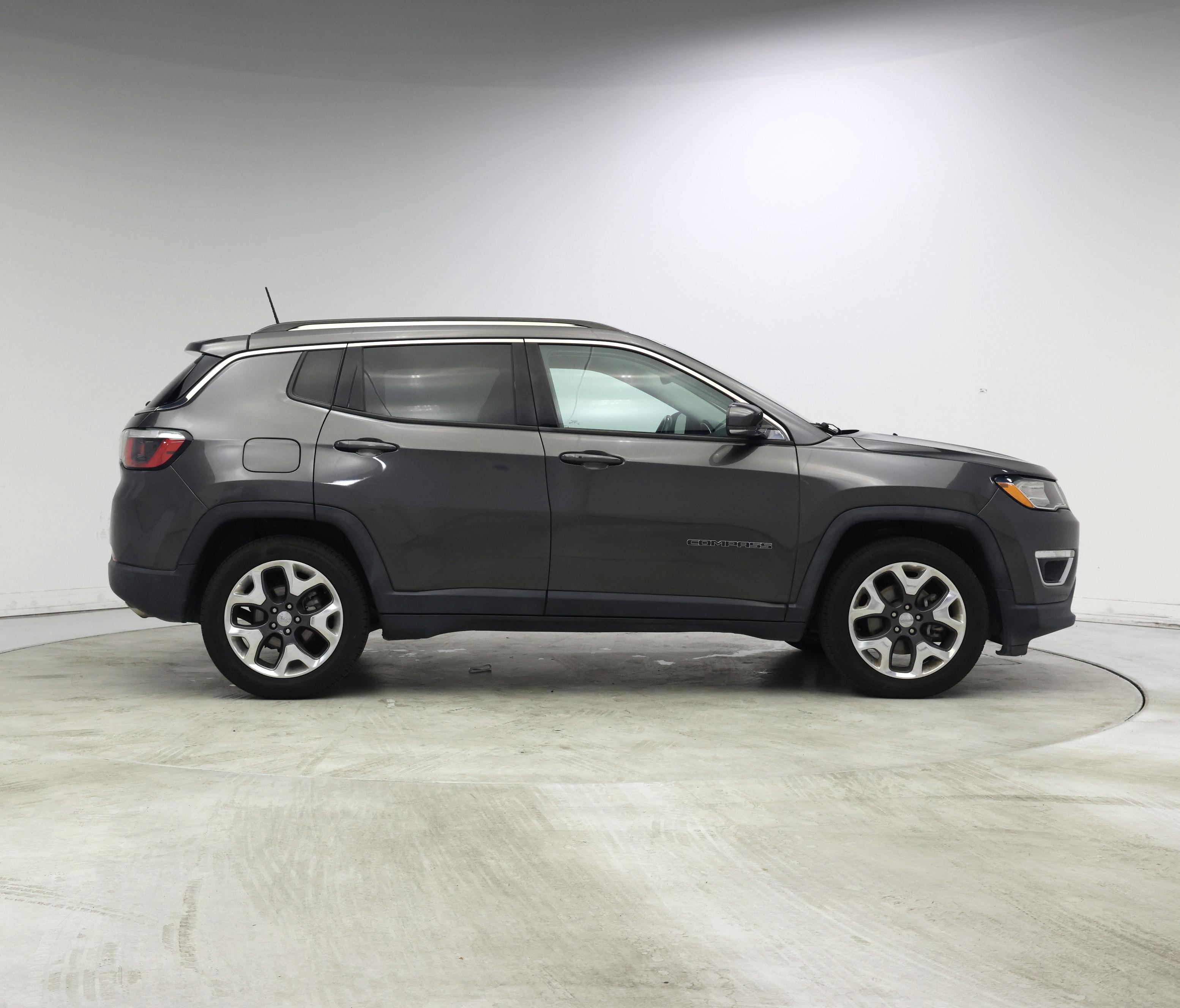 Thumbnail: 2019 Jeep Compass - 7