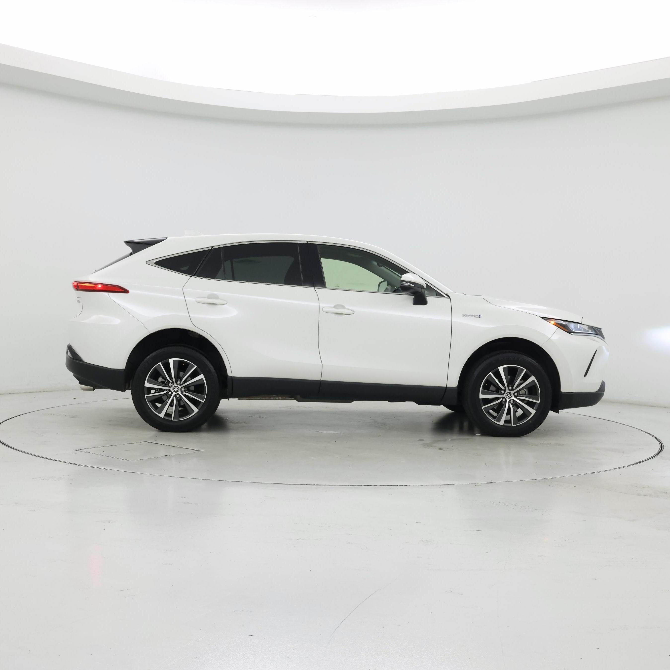 Thumbnail: 2021 Toyota Venza - 7