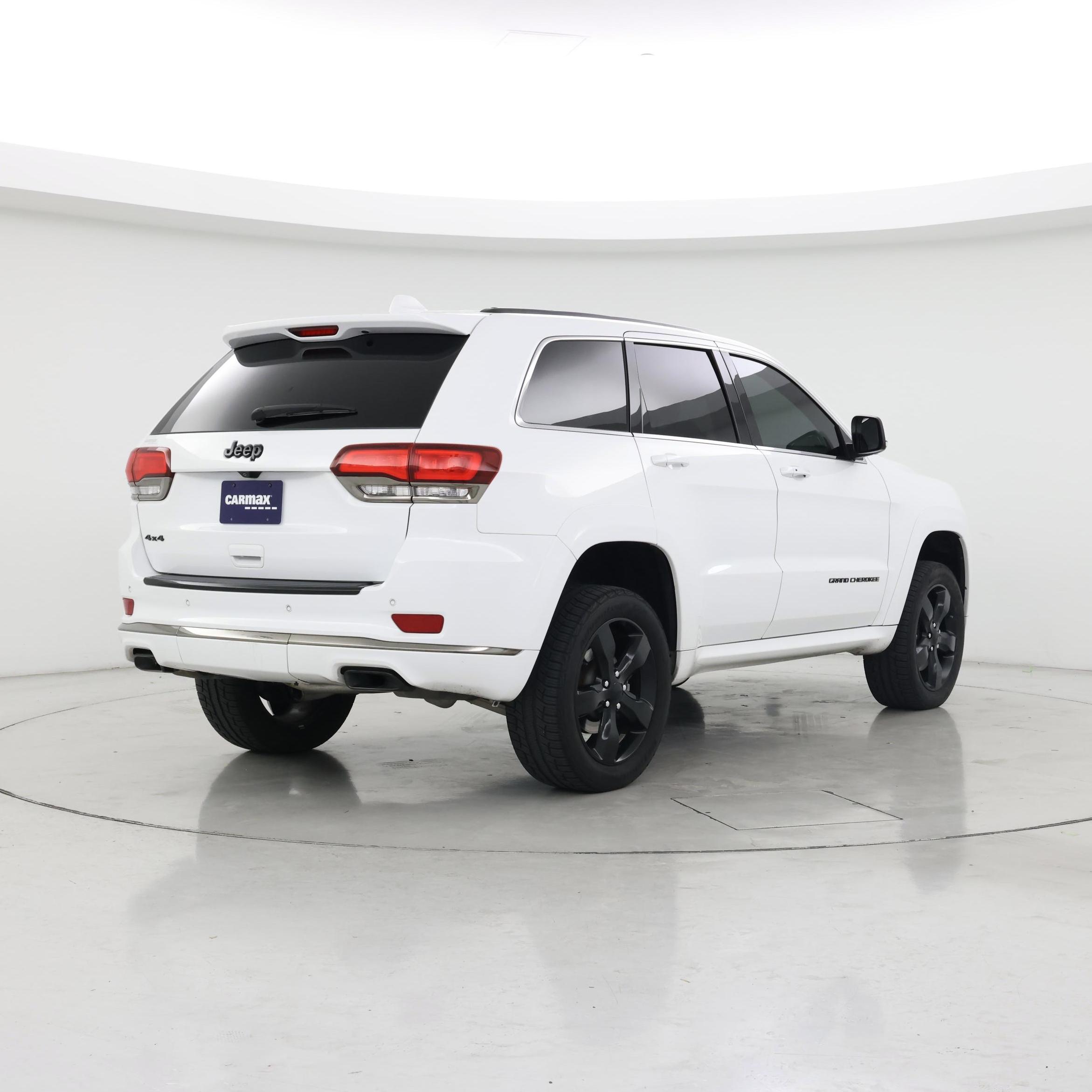 Thumbnail: 2015 Jeep Grand Cherokee - 8