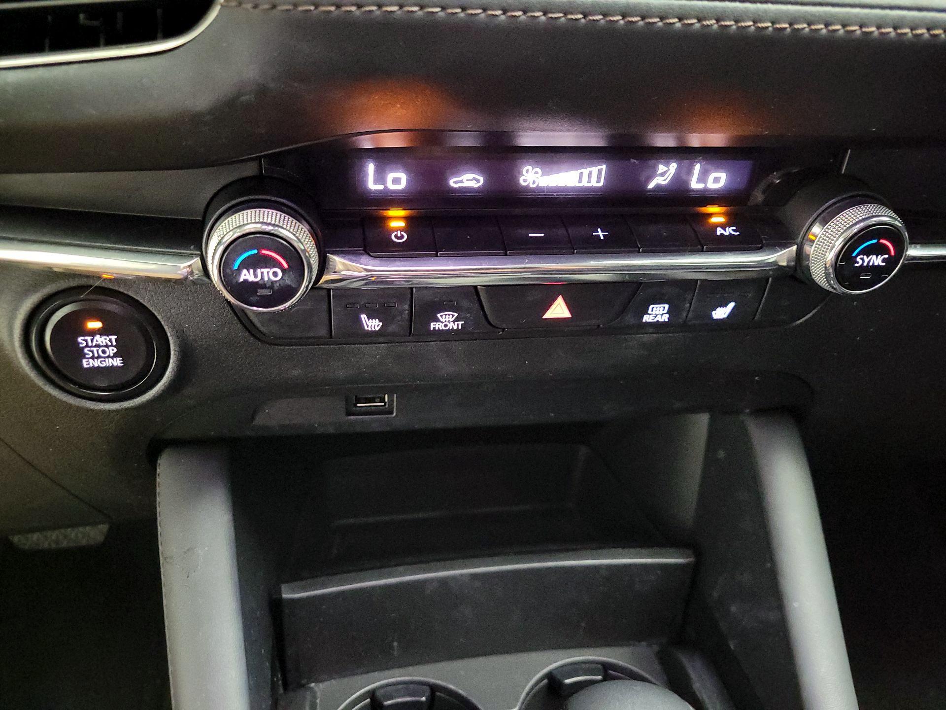 Thumbnail: 2019 Mazda Mazda3 - 17