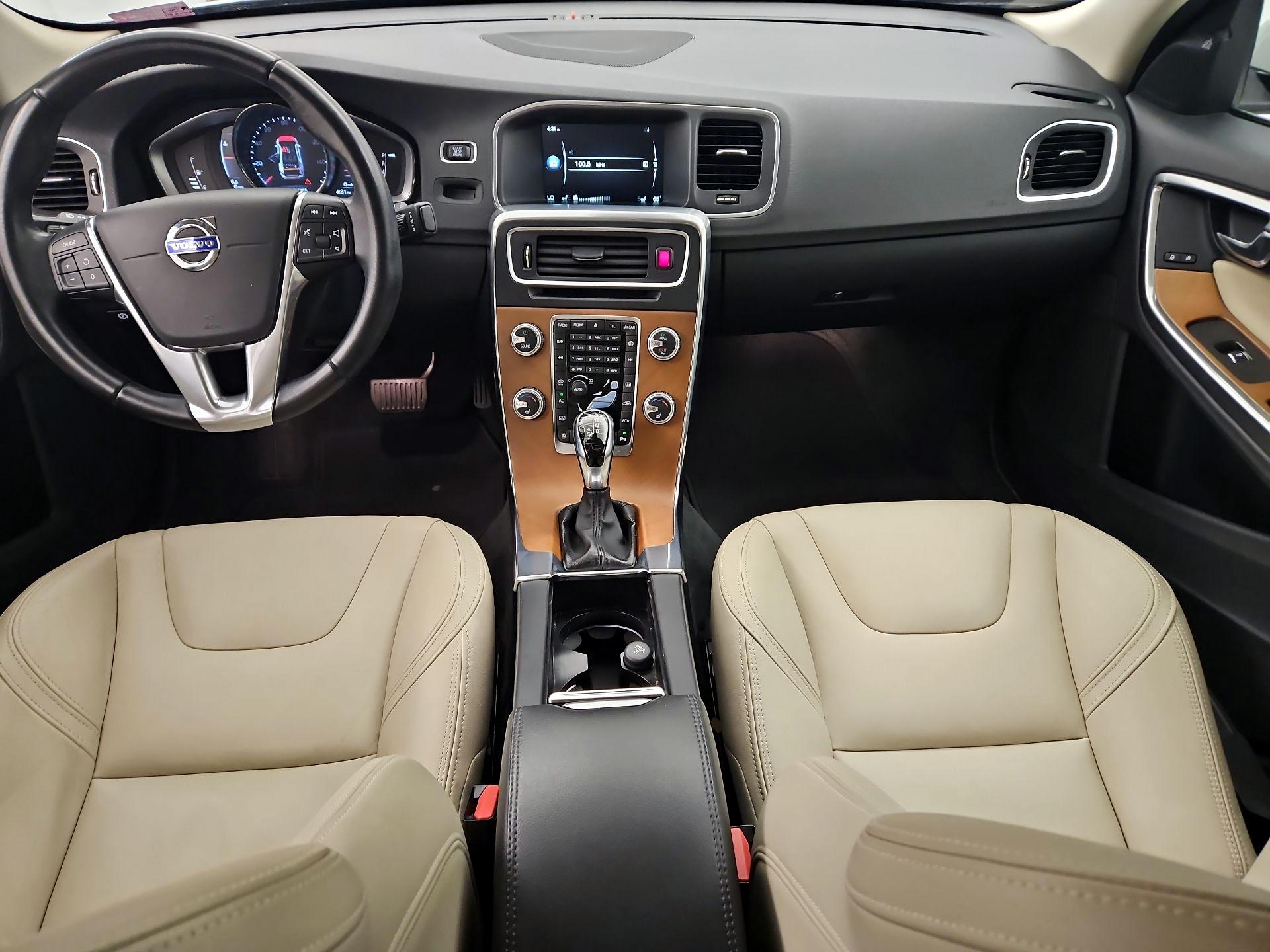 Thumbnail: 2016 Volvo S60 - 9