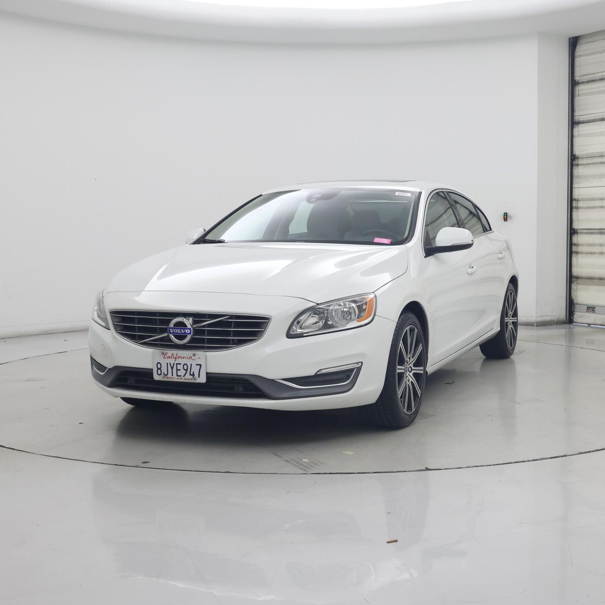 Thumbnail: 2016 Volvo S60 - 4